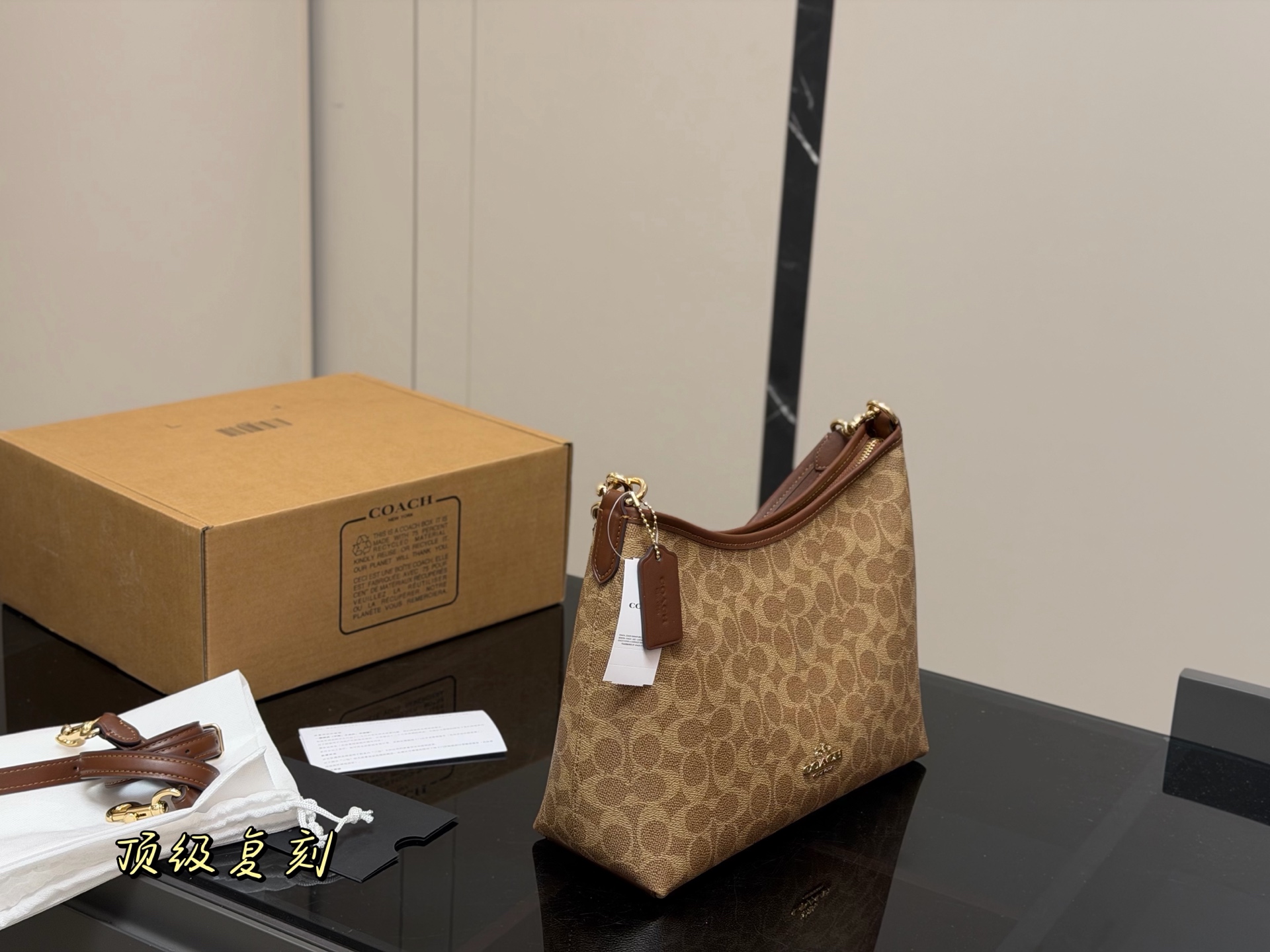 New upgraded with box size: 31*23cm coach Coach new laurel hobo bag is really beautiful underarm bag hobo casual and la…