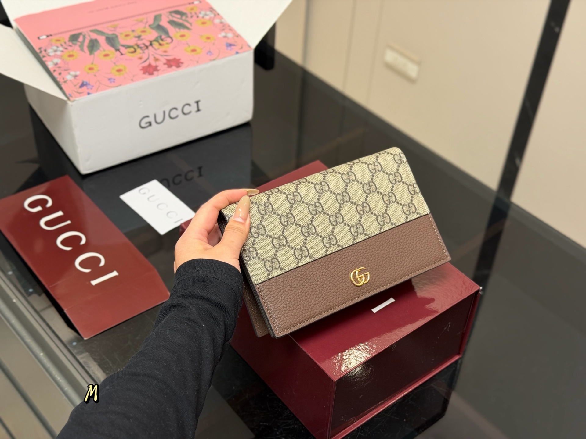 ¥225 Comes With Folding Box And Airplane Case | | Size: 19 12cm | Gucci Woc Series, | Every Year The Show Will Introduce New Ones, | Irresistible Material - | Delicate And Comfortable Touch