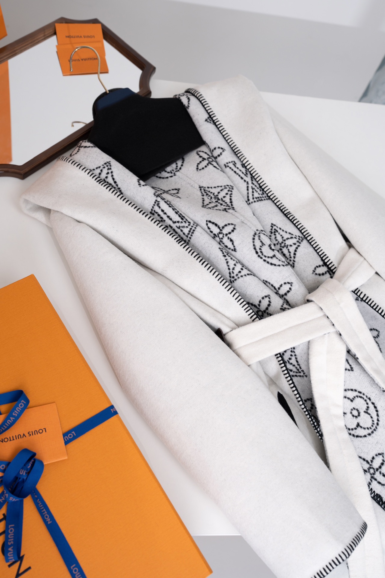 Monogram Wool-Silk Blend Wrap Coat - Classic & Elegant Winter Essential 4 i1724344401 4265 4