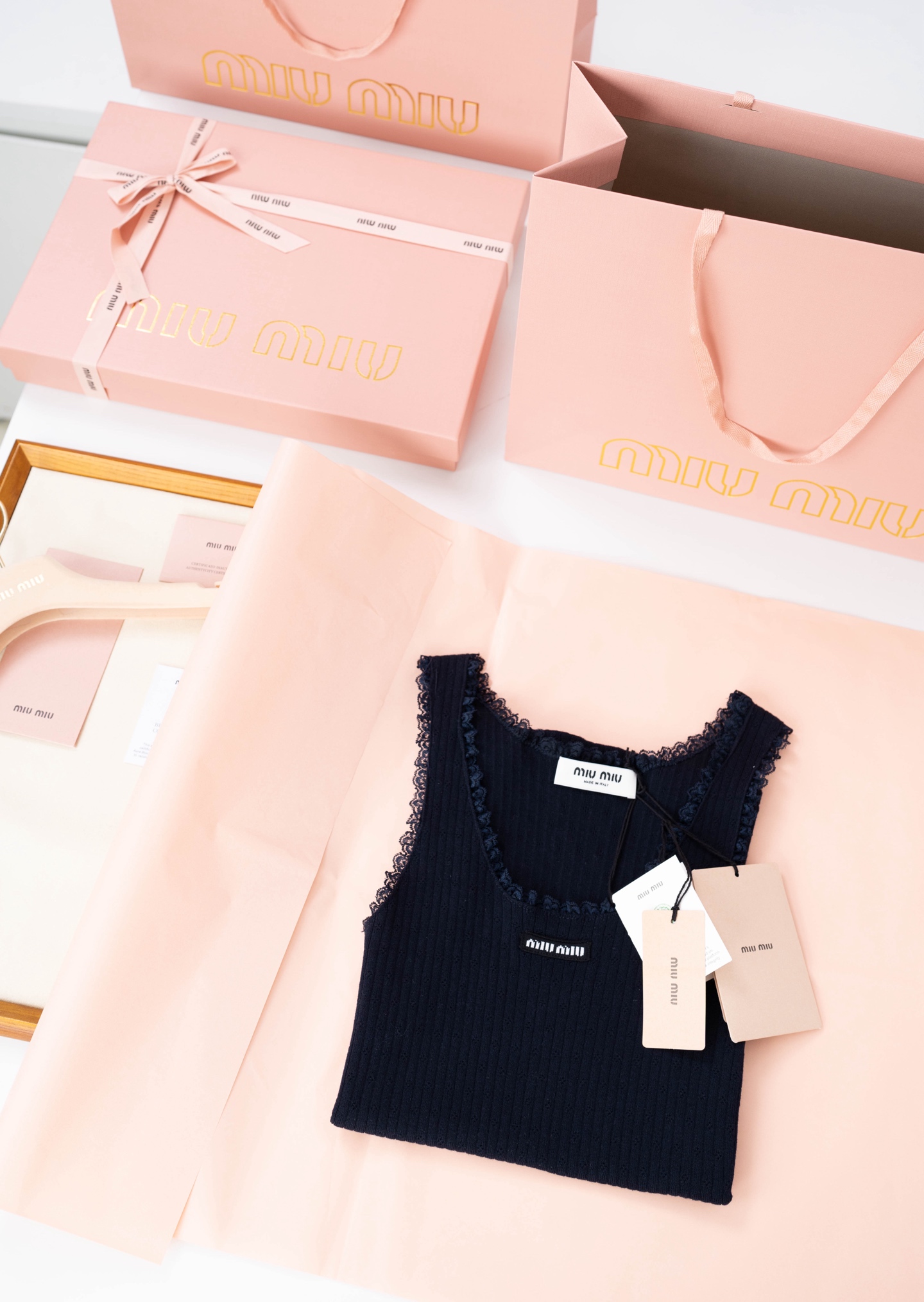 Женский вязаный топ MIUMIU с кружевной отделкой