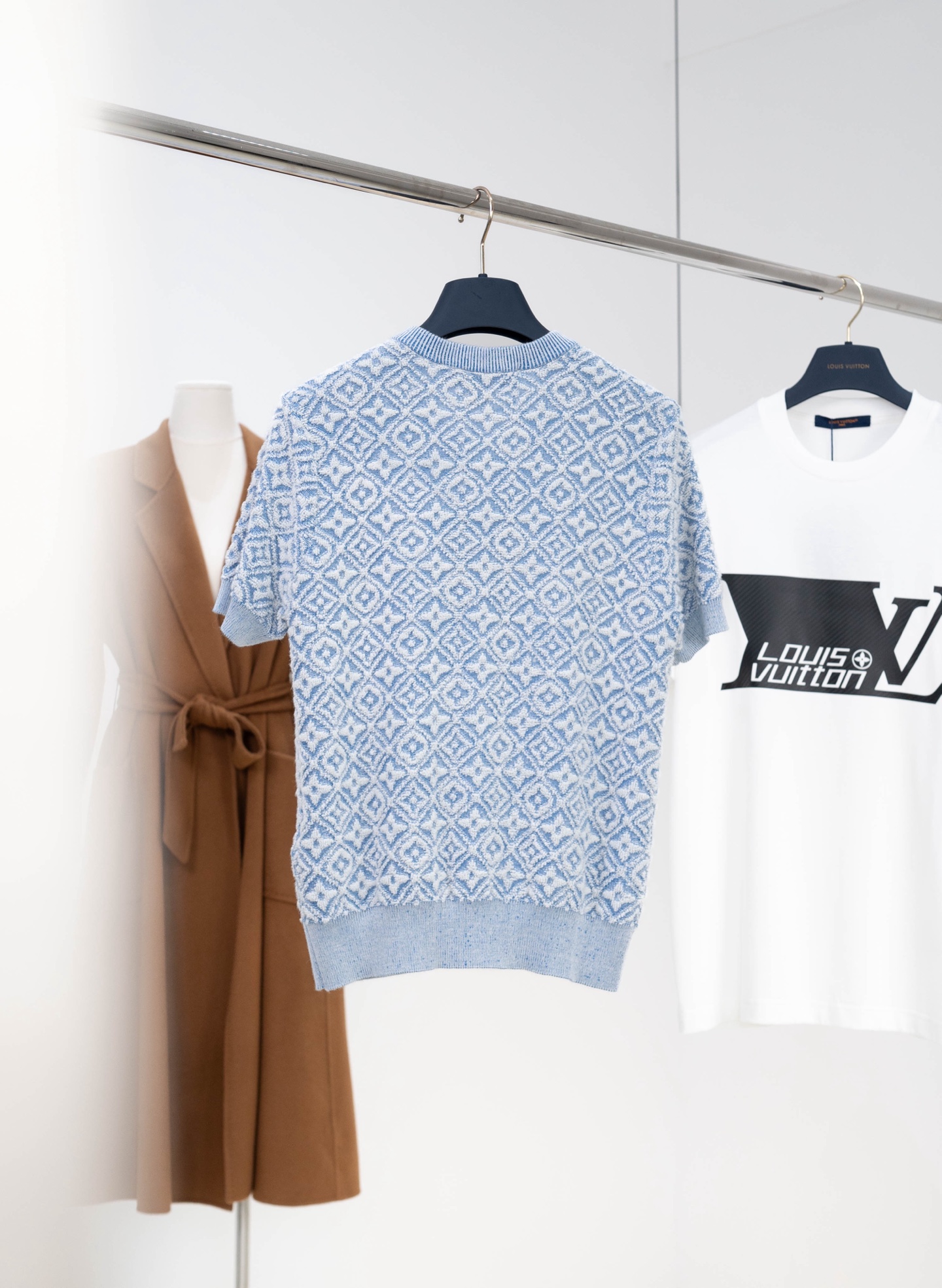 Женский кардиган Louis Vuitton с монограммой