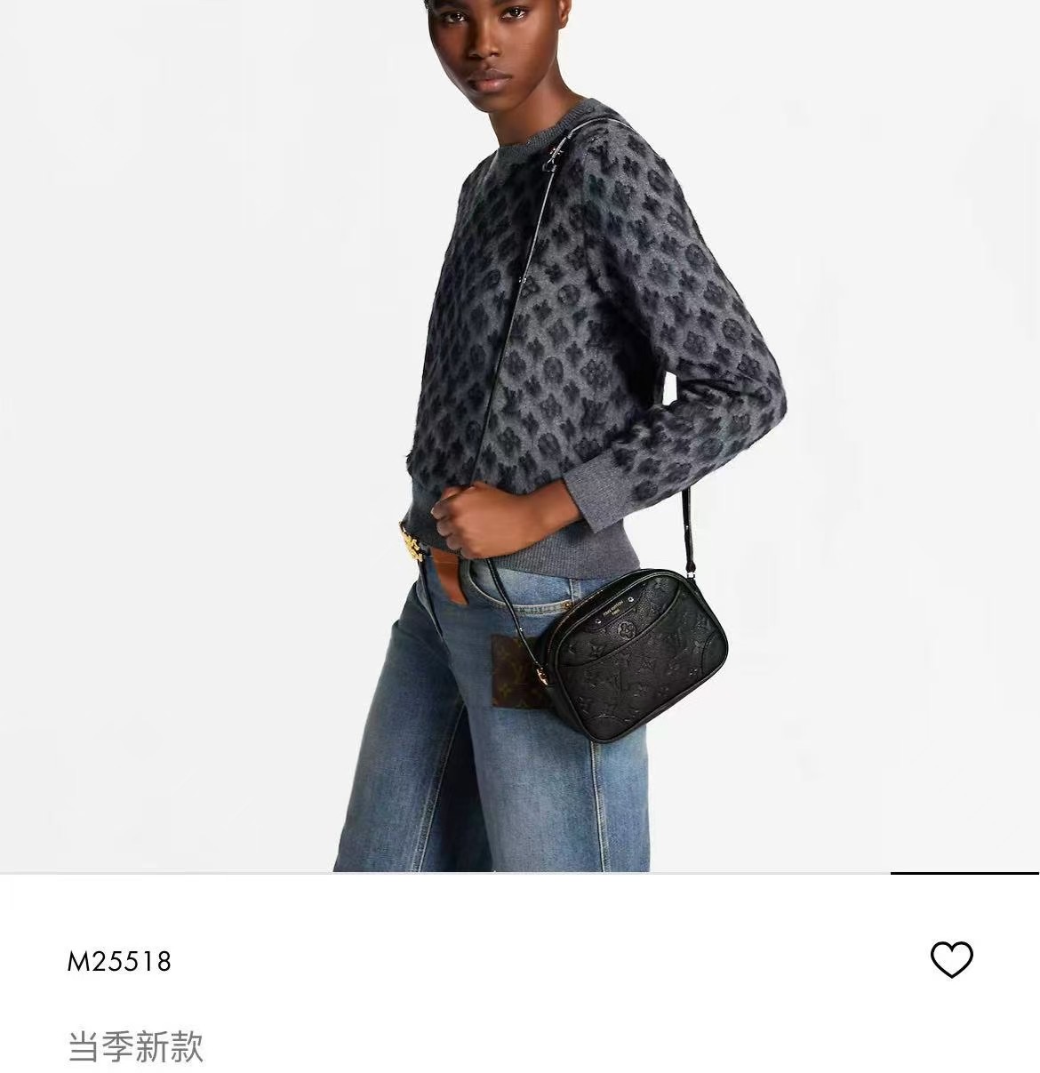 💰630【MB特级原厂 163c芯片版】
TINY CAMERA BAG 手袋
型号：M25518黑色
材料：A级全钢五金，进口原厂皮
包装：全套原厂免税MB包装
尺寸：19x13x6CM
P095063