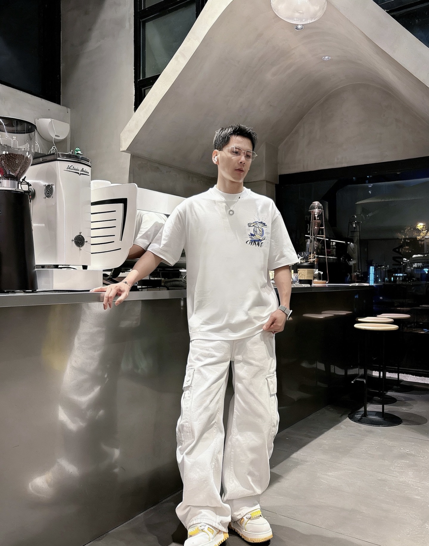 2026春夏新款首发最新款短袖圆领T恤品牌logo重工艺印花设计，280克精品棉面料，穿着舒适.级别精致