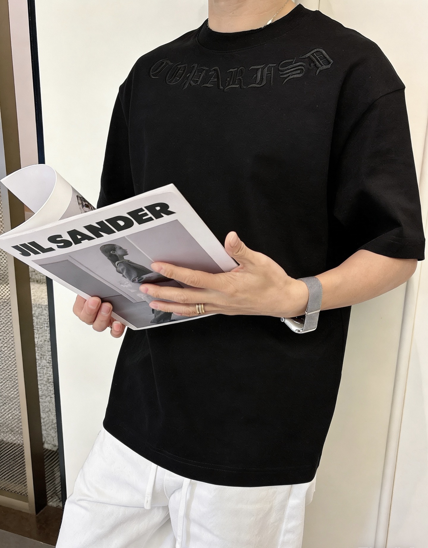 2026春夏新款首发最新款短袖圆领T恤品牌logo重工艺印花设计，280克精品棉面料，穿着舒适.级别精致