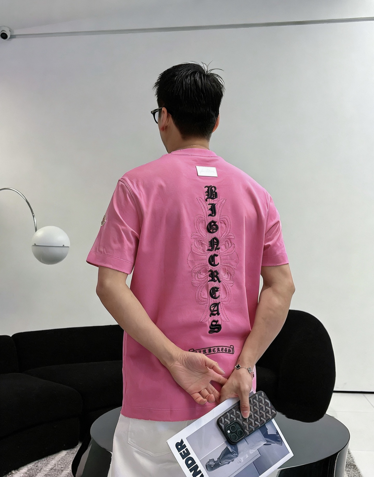 2026春夏新款首发最新款短袖圆领T恤品牌logo重工艺印花设计，280克精品棉面料，穿着舒适.级别精致