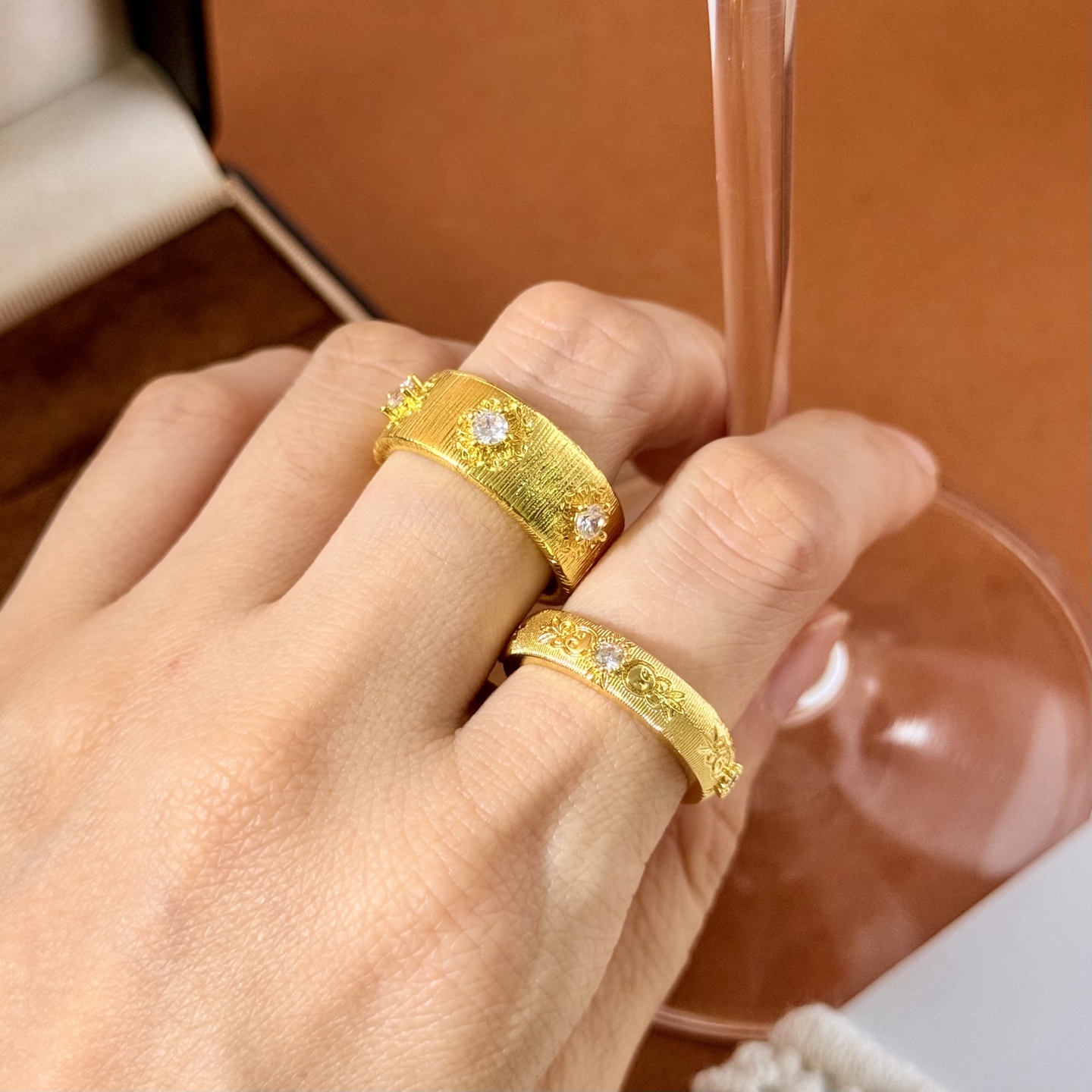 BC80 Butcherati-Style Diamond Open Ring in Brass Material with 18K Gold - 图片 4