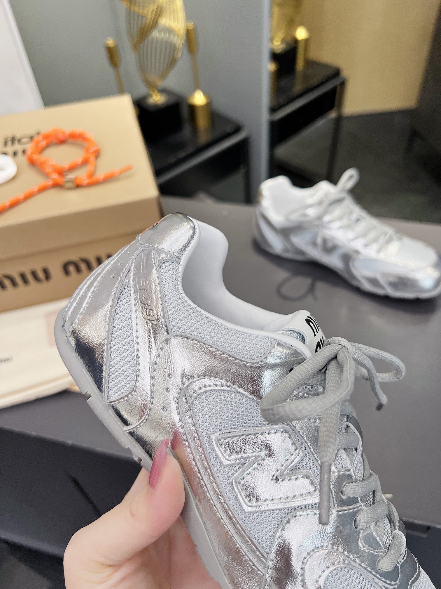 Miu Miu x New Balance 530 Silver Sneakers - Limited Edition Collaboration 9 i1719367646 2532 9