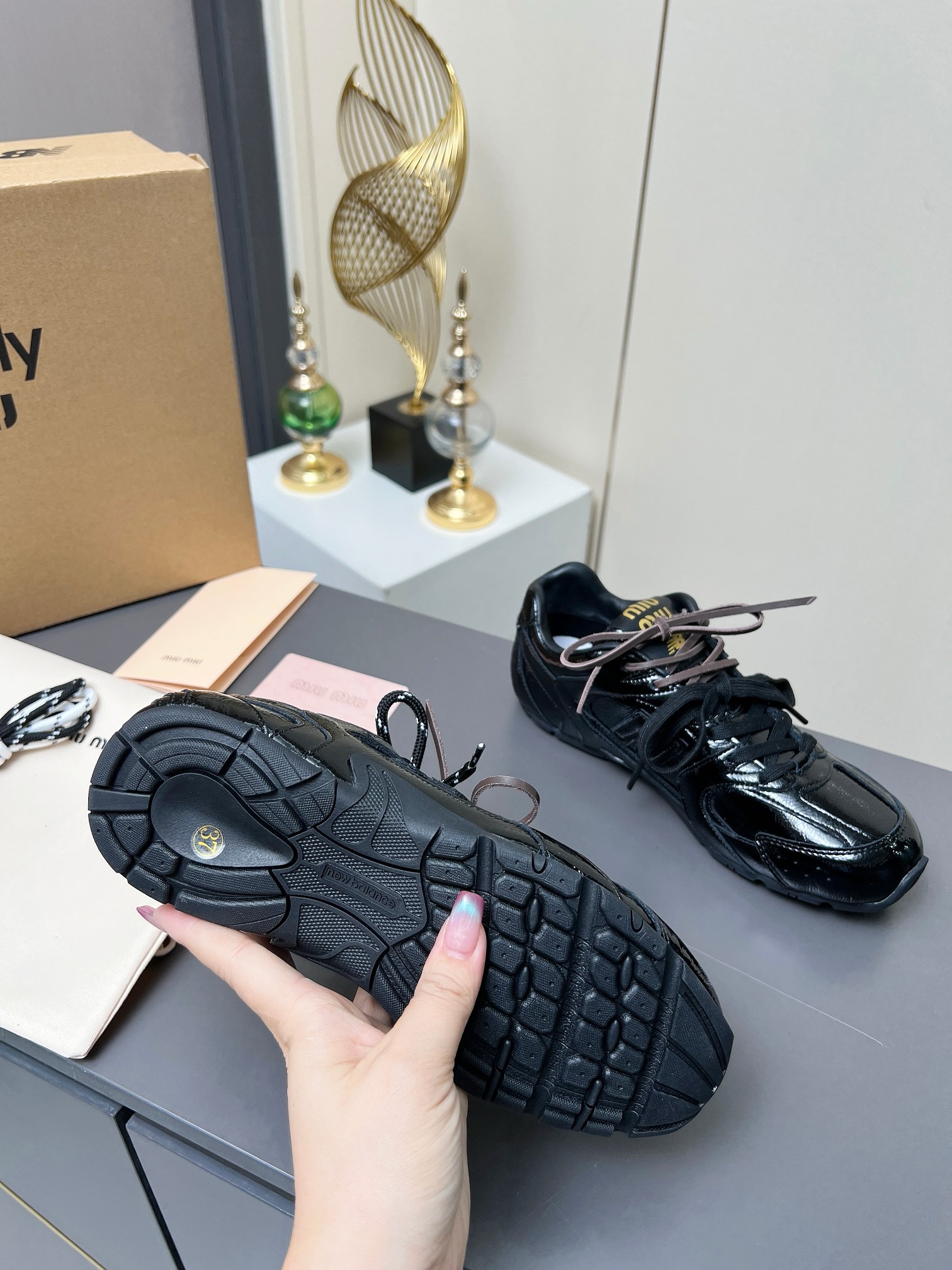 Miu Miu x New Balance 530 Leather Sneakers - Couple Style, Black 8 i1735560187679 6156 0 6