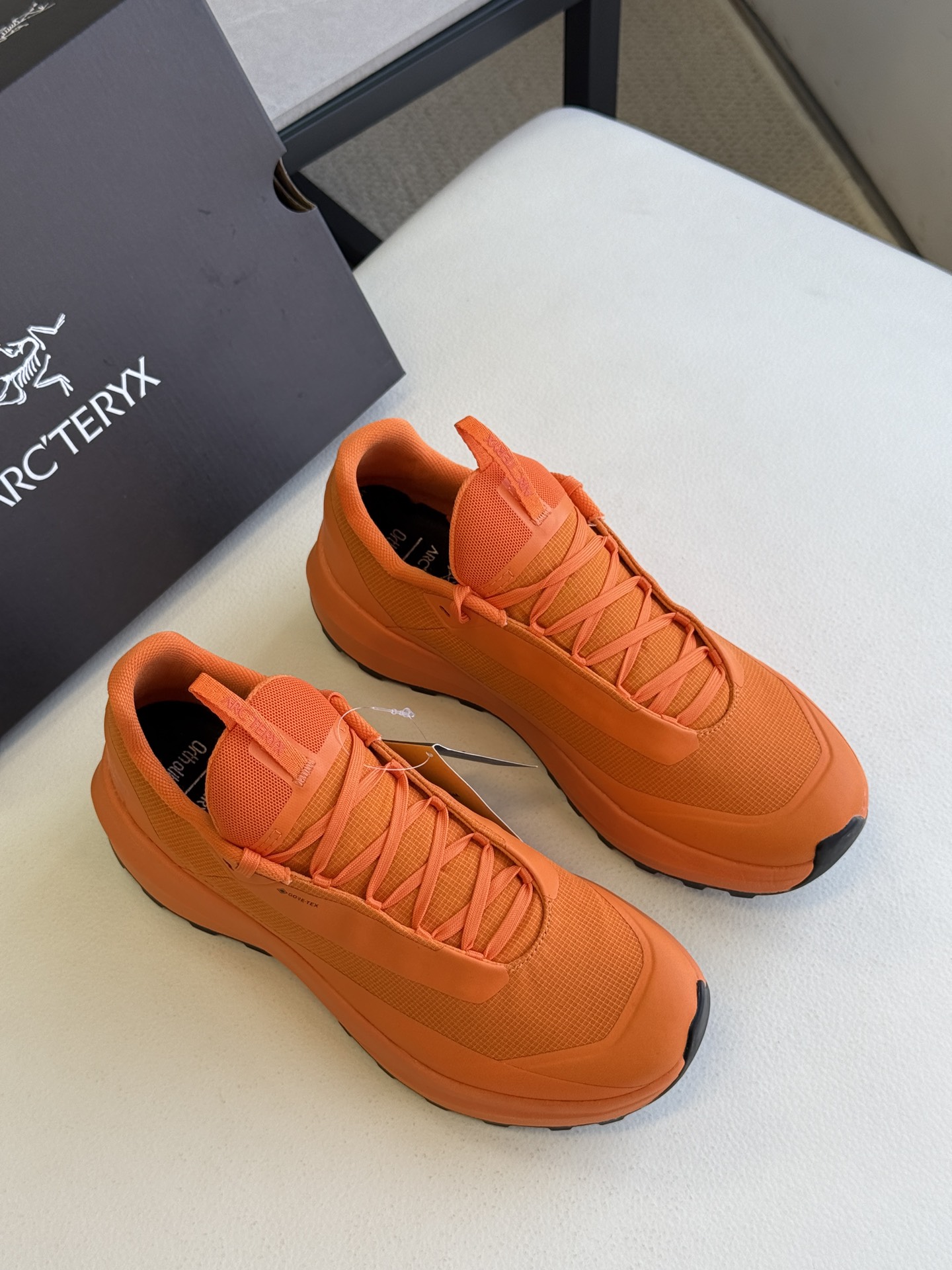 NO:271603,Orange, 39-44 yards, pure original,19860909橘色、39-44码,纯原,,Men's shoes