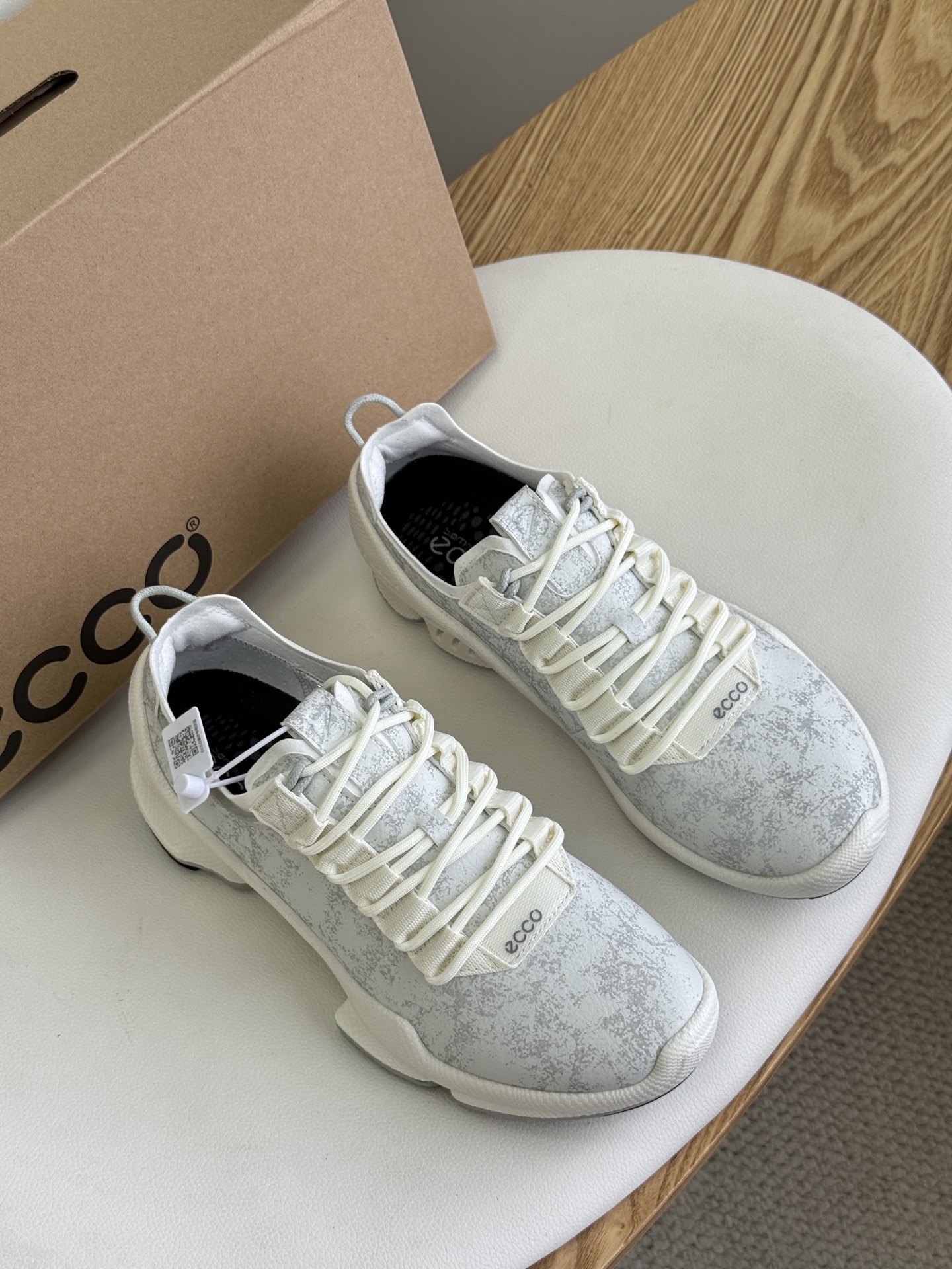 NO:279028,White camouflage model, 39-44 sizes, pure original,19860909白色迷彩款,39-44码,纯原,,Men's shoes