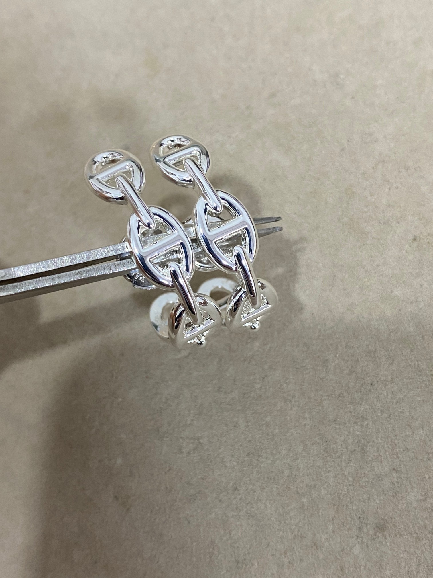 Hermès 爱马仕猪鼻子耳环