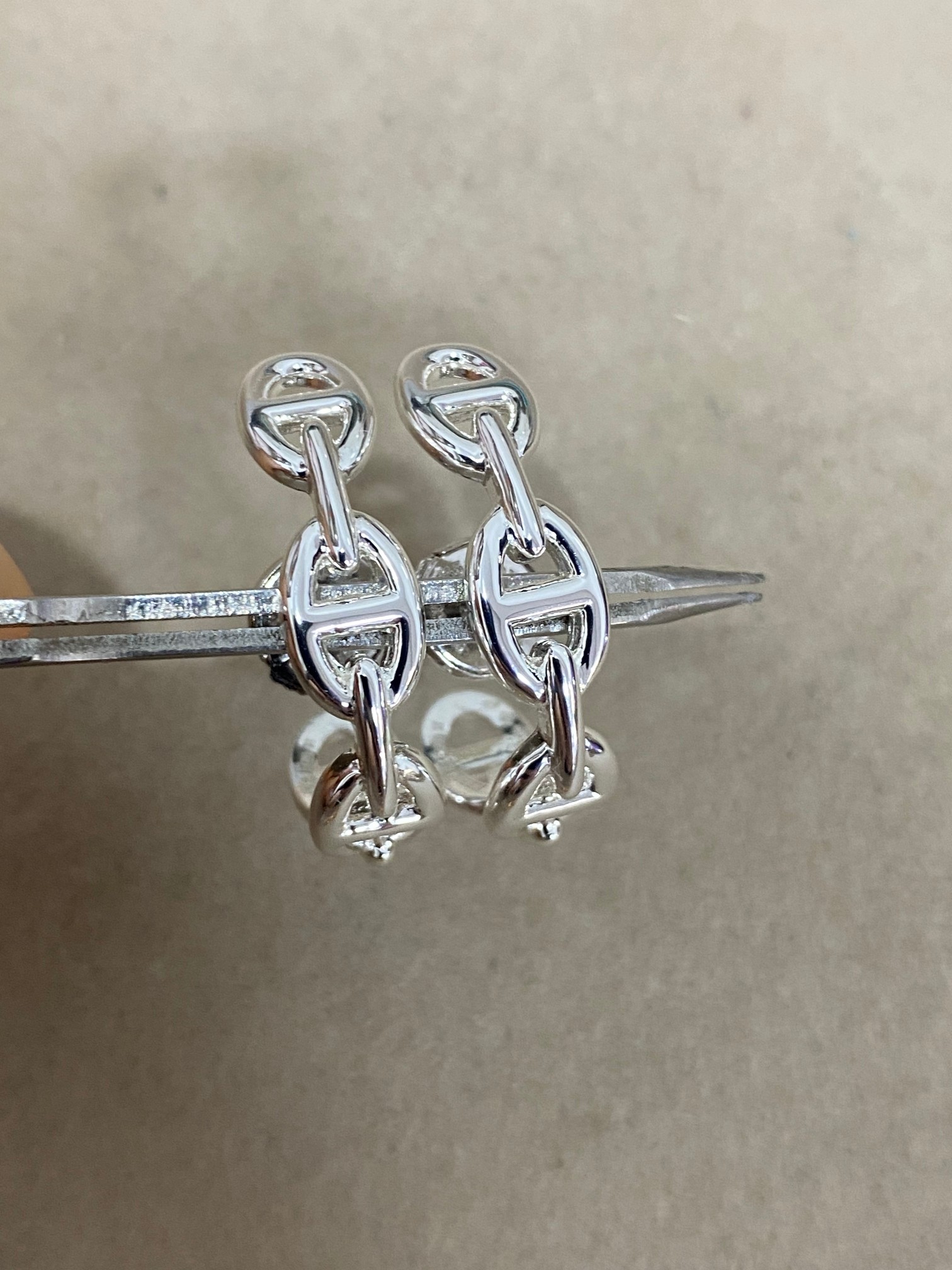 Hermès 爱马仕猪鼻子耳环