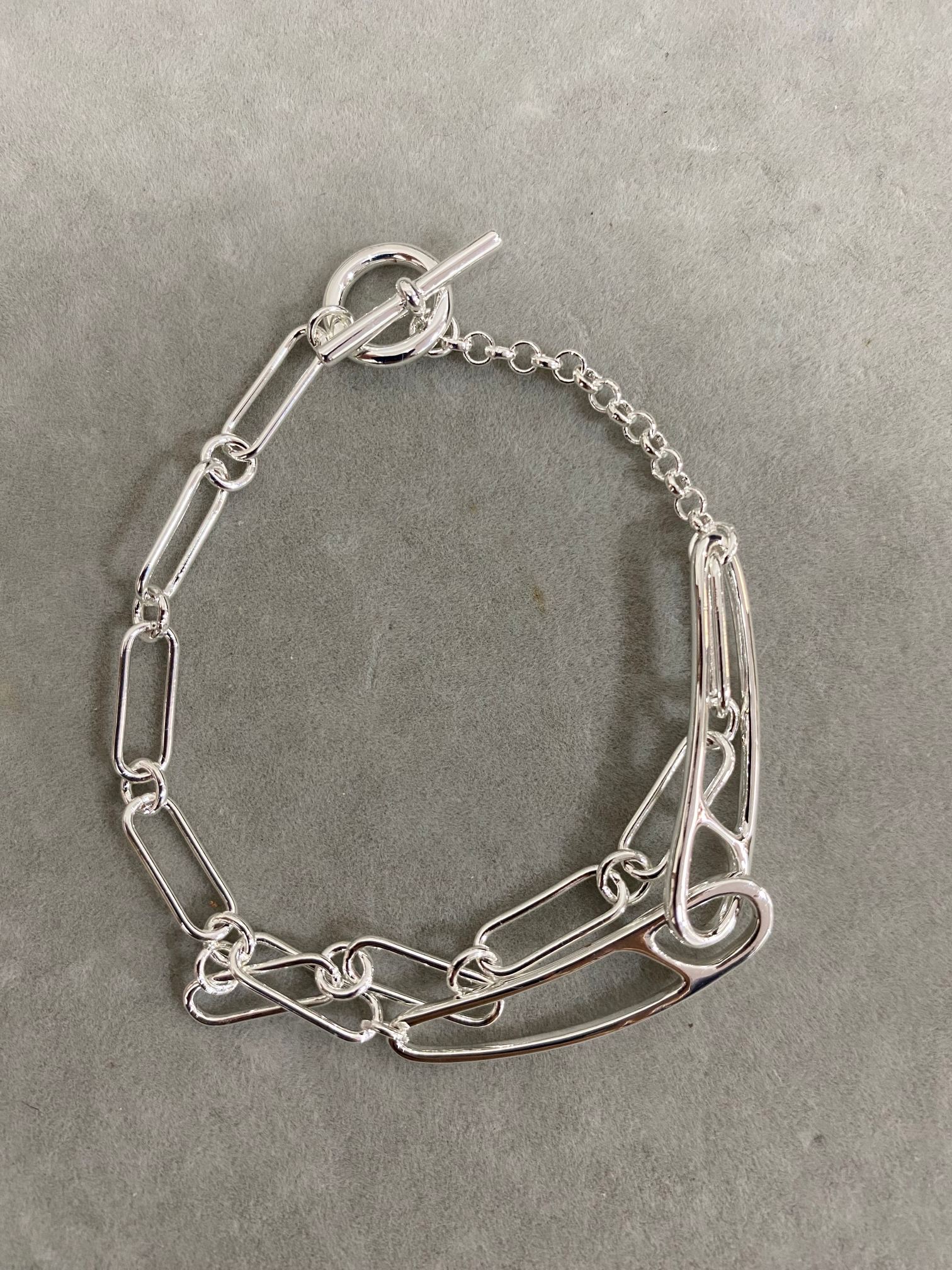 Hermès 爱马仕别针手链