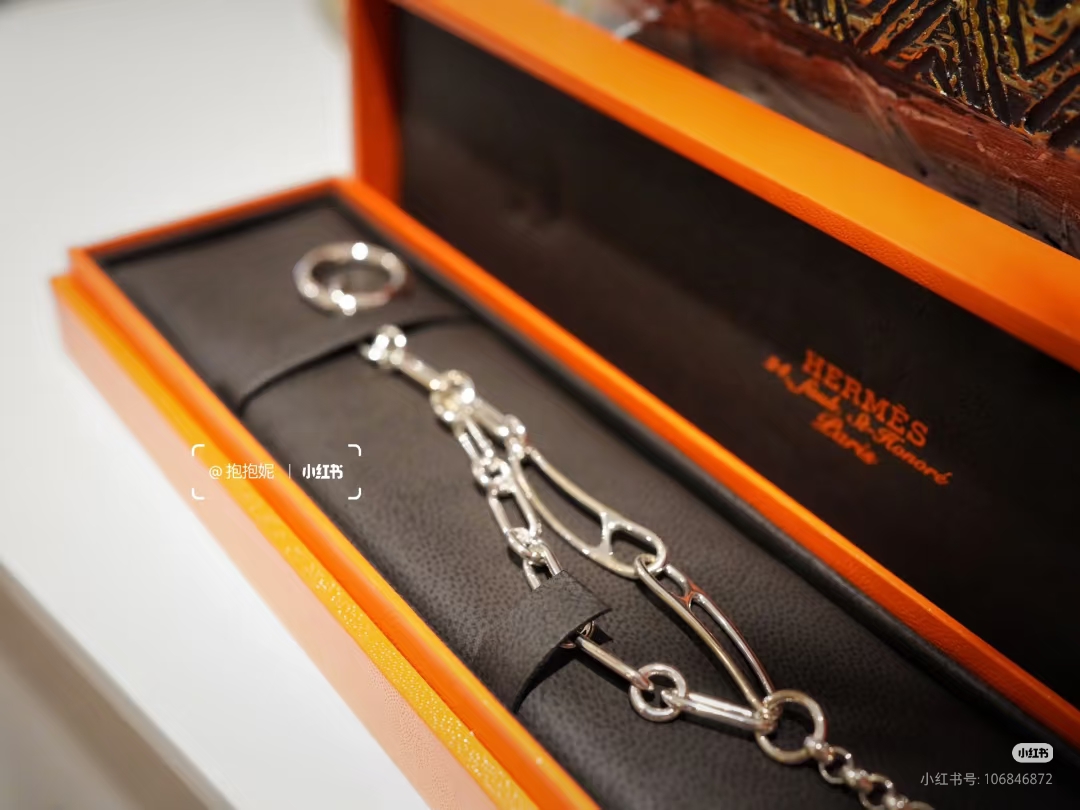 Hermès 爱马仕别针手链