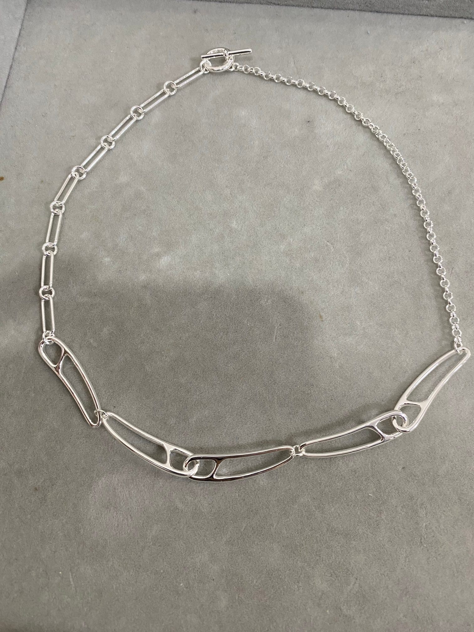 Hermès 爱马仕别针项链