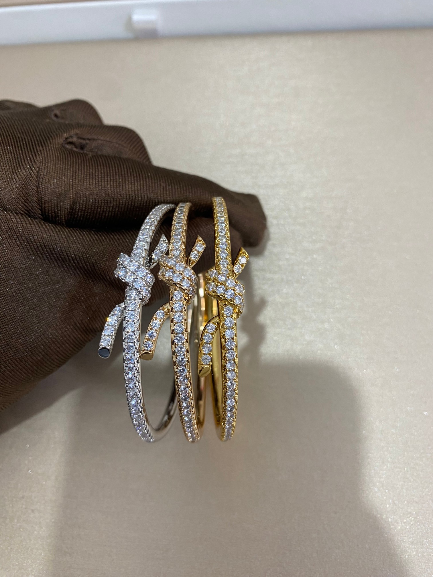 NO:584777,Tiffany full diamond knot bracelet one copper high version,Tiffany bracelet,tiffany,bracelet19860909蒂芙尼满钻绳结手镯一铜高版,蒂芙尼手镯,tiffany,bracelet,Jewelry