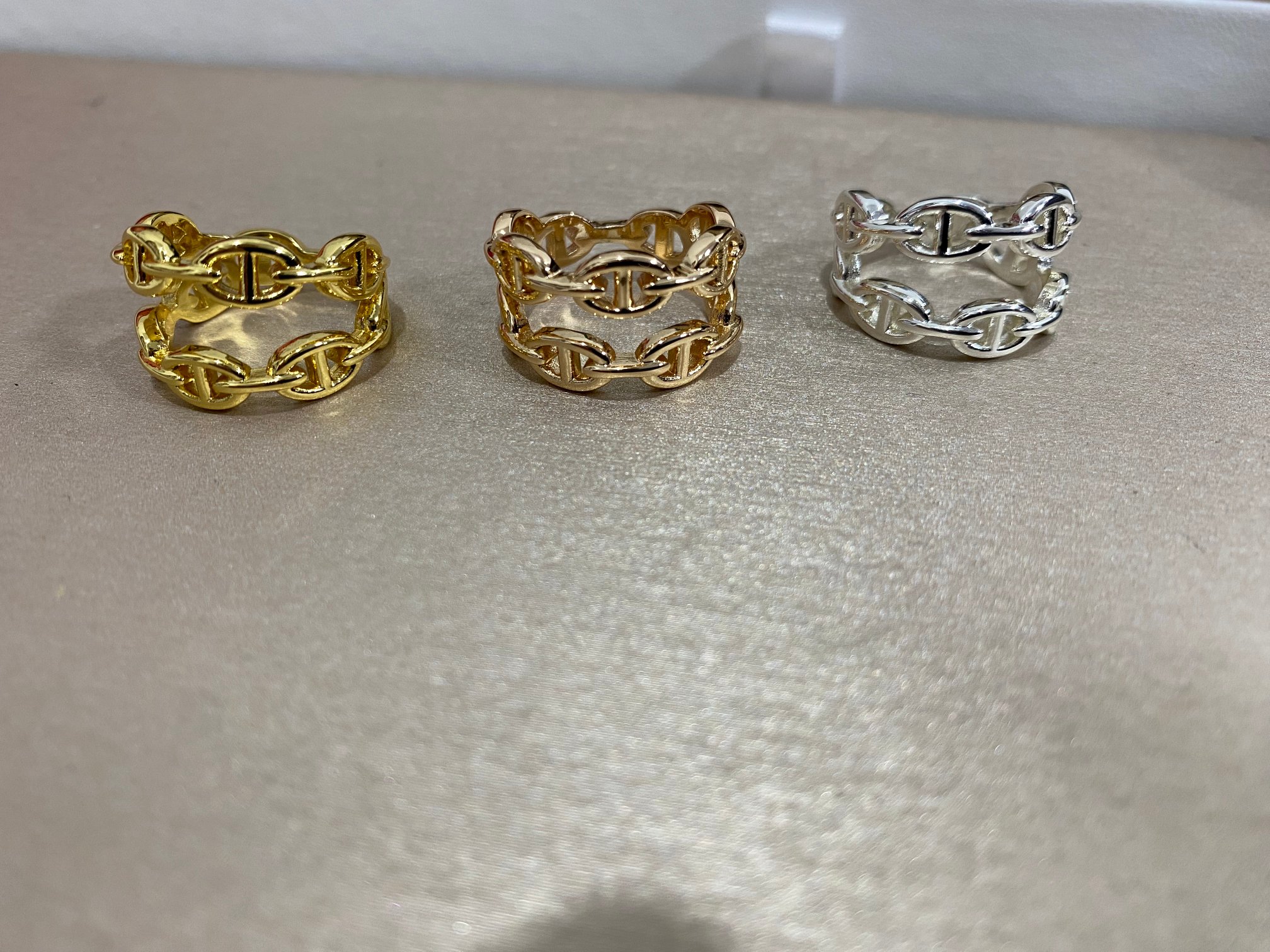 Hermès 爱马仕双圈猪鼻子戒指 三色678码