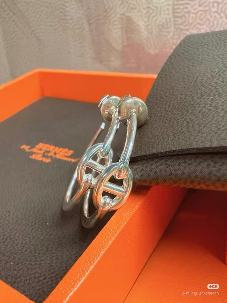 Hermès 爱马仕猪鼻子耳环三色