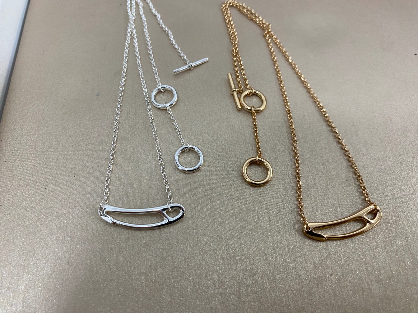 NO:711109,Hermès brooch necklace rose gold silver,Hermes necklace,hermes,necklace19860909爱马仕别针项链 玫瑰金银色,爱马仕项链,hermes,necklace,Jewelry