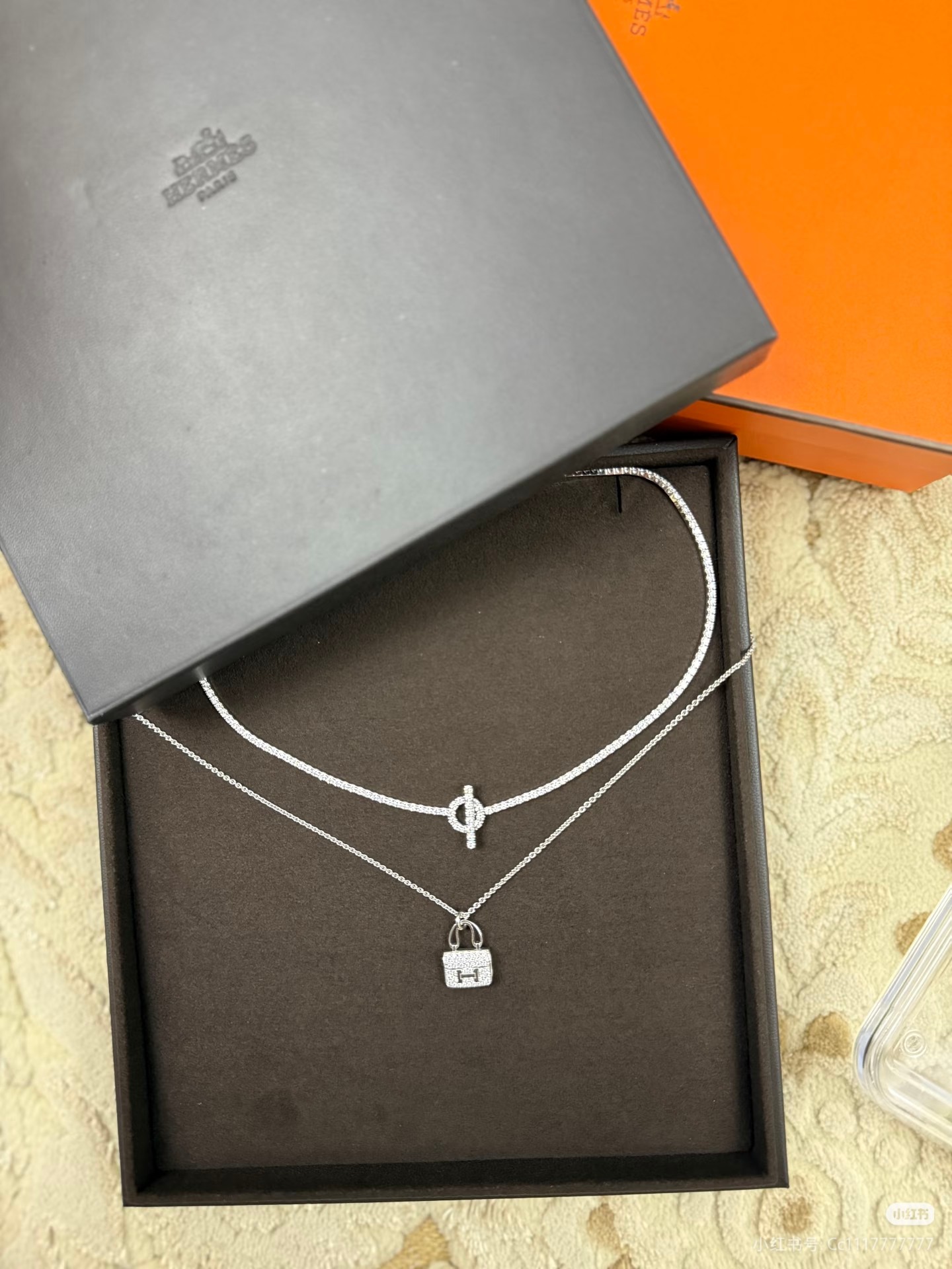 Hermès 爱马仕满钻Q项链玫瑰金白金