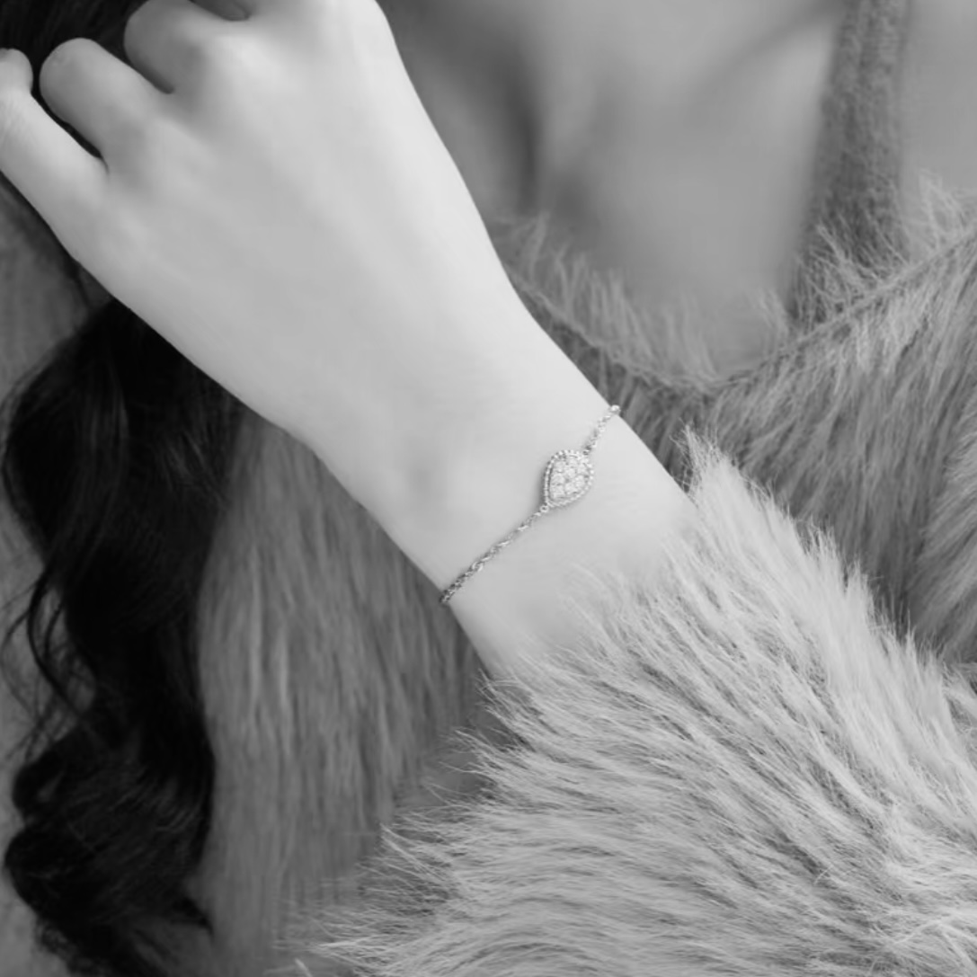 
A6356  👑宝诗龙 新款 水滴 麦穗 手链 shoukiqn充满几何美感💌专为充满时尚感的量身打造