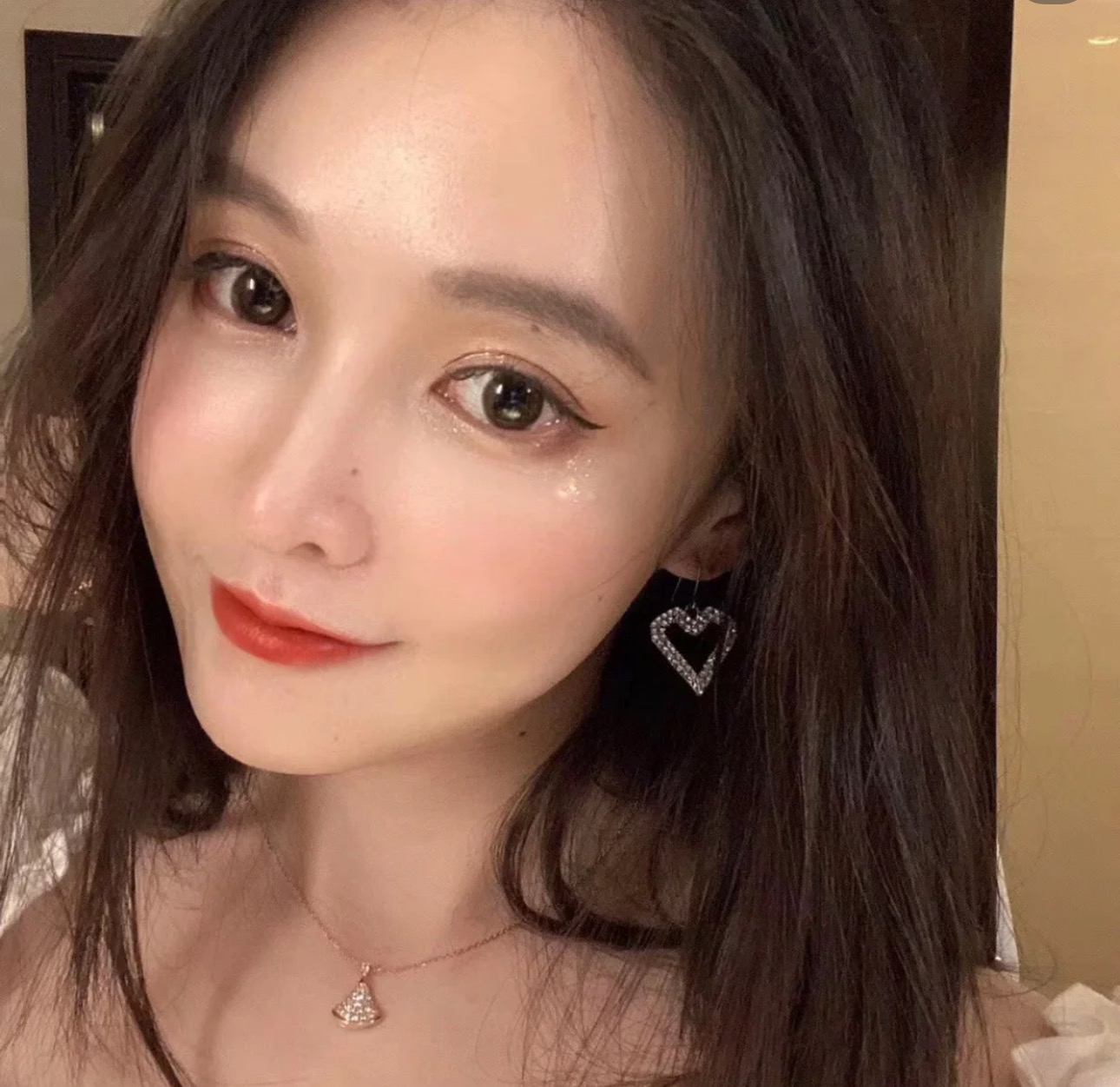 
A2718  👑惊艳 BV家 最经典火爆 半裙子 满钻 裙子 项链 奢华 德国进口925纯银镶嵌工艺 