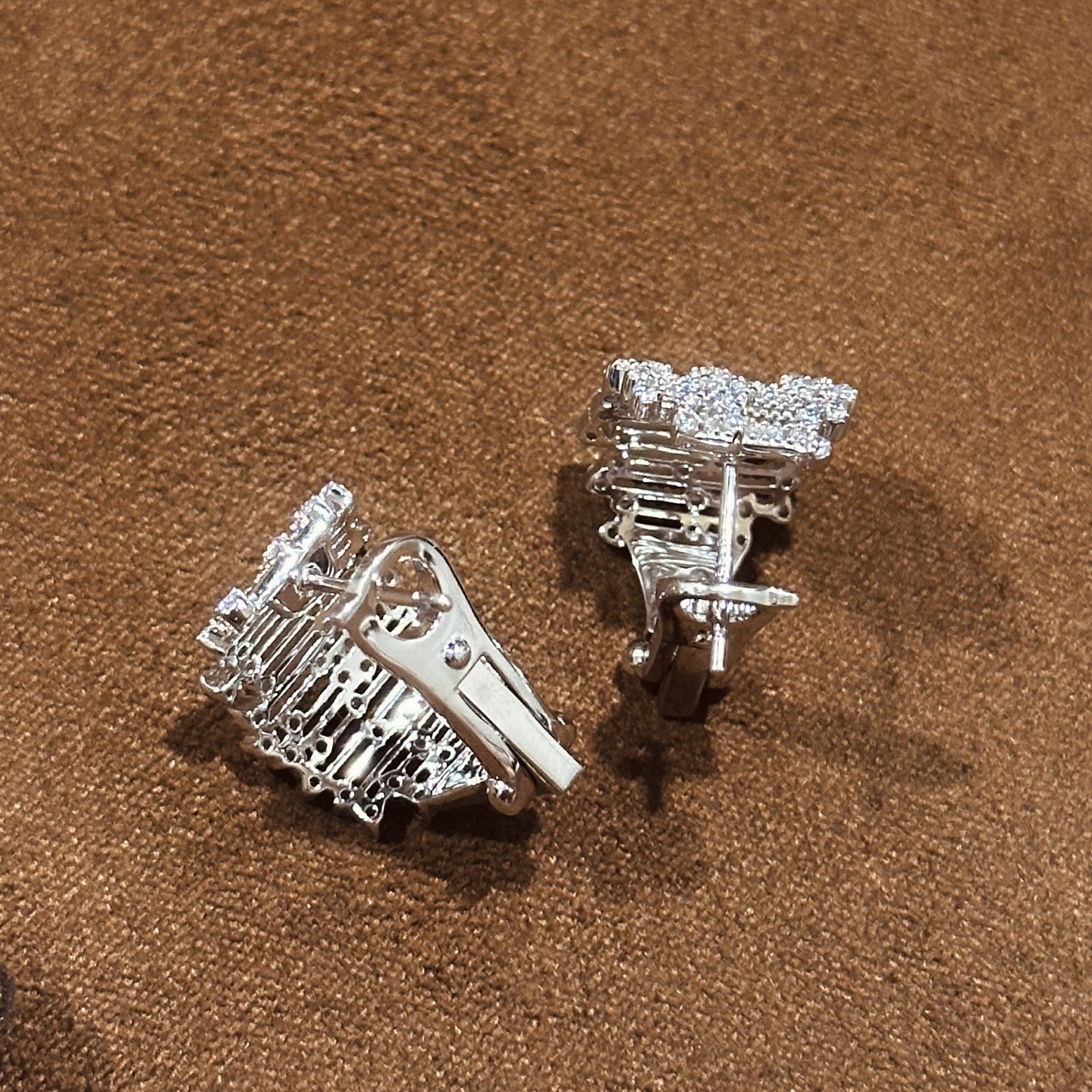  
A6658 👑 独立设计师 中古风 繁星点钻 蕾丝 耳钉 女新款高级感潮流个性 满天星花丝 轻奢手工