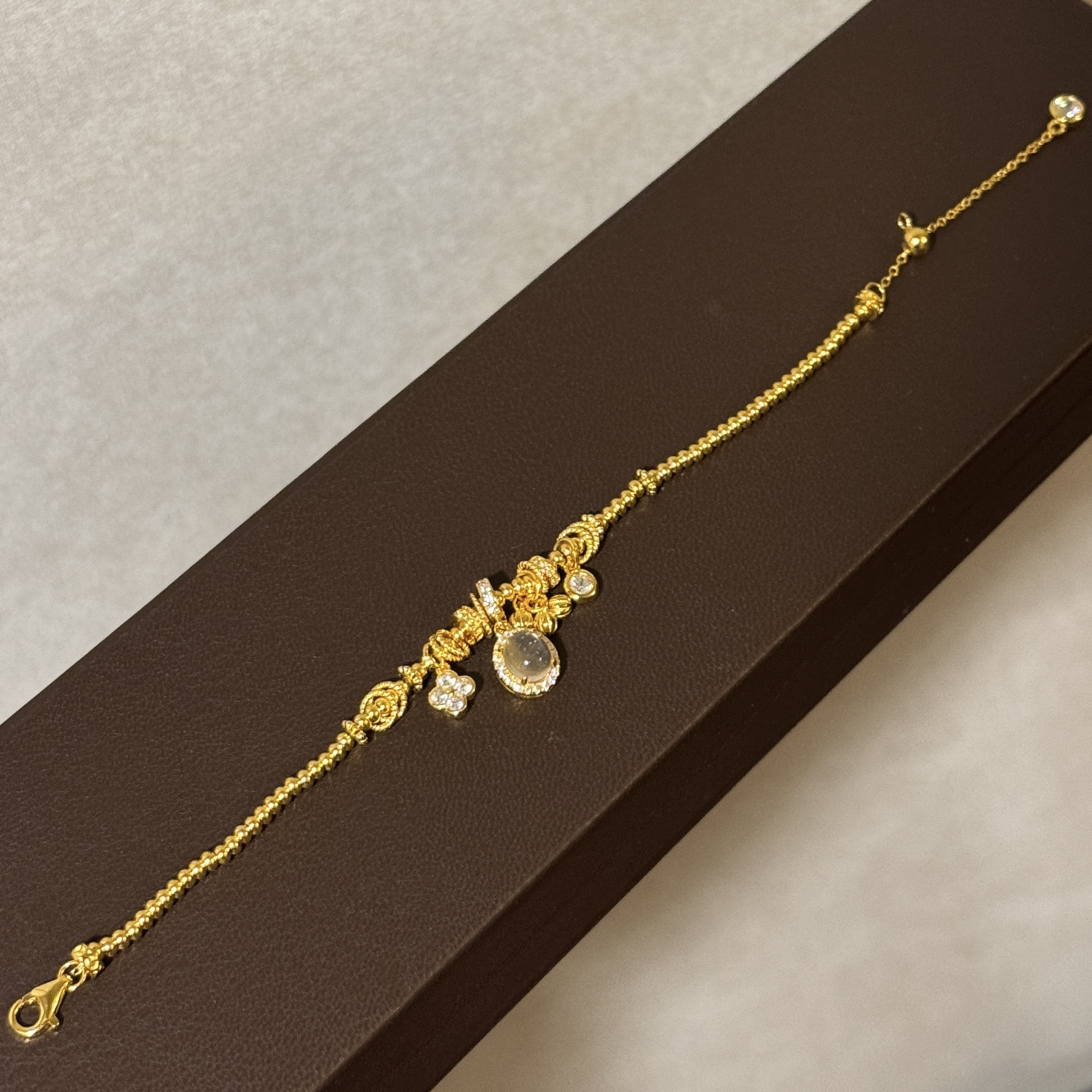Loewe Haute Couture Haute Couture Fine Jewelry Necklace Bracelet Ring 3