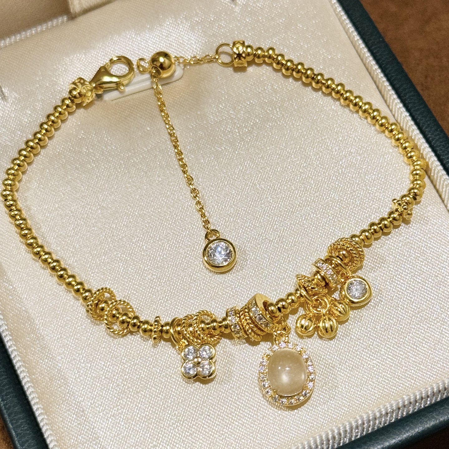 Loewe Haute Couture Haute Couture Fine Jewelry Necklace Bracelet Ring 9