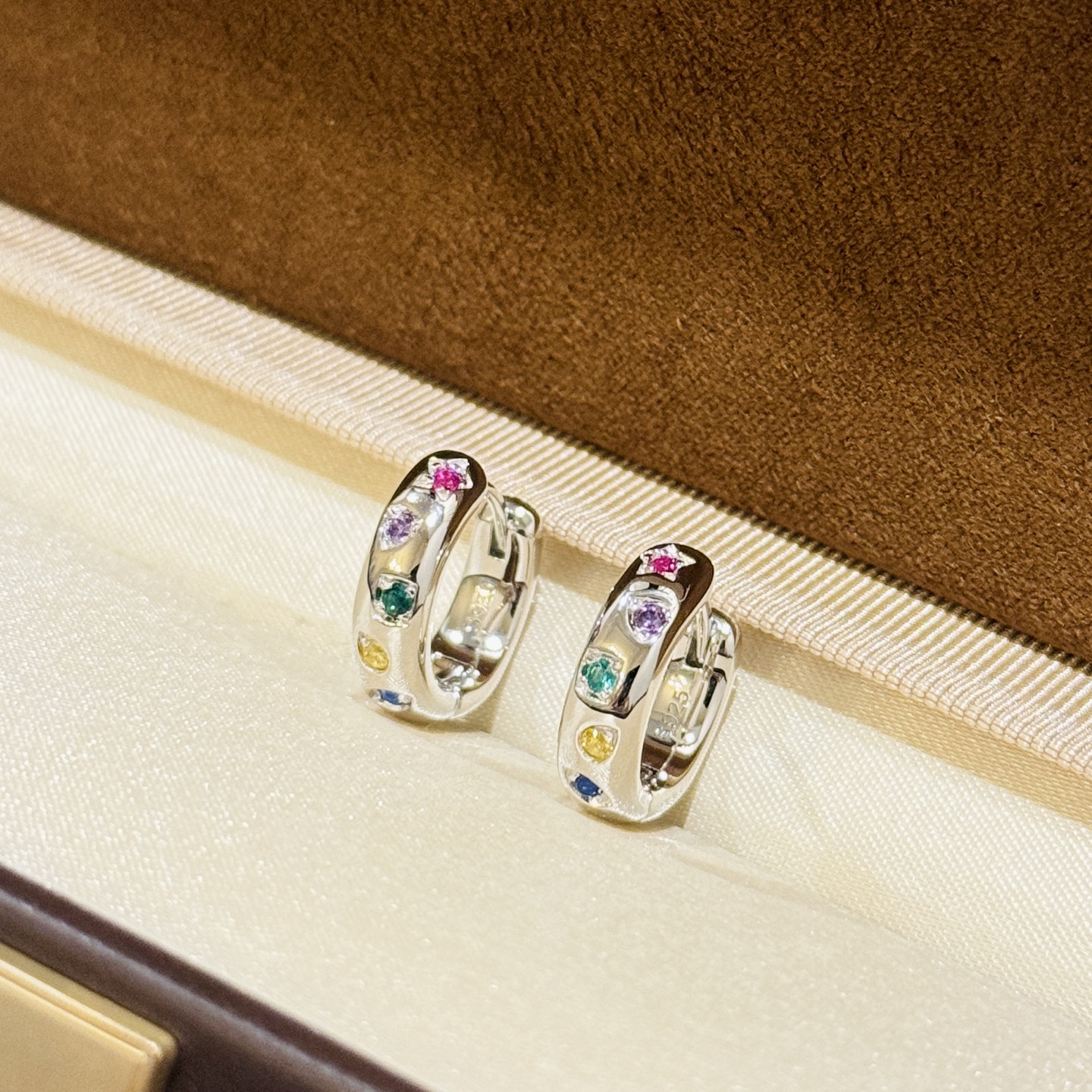 crater color treasure earrings, which are very fashionable and designed - Jewelry 6