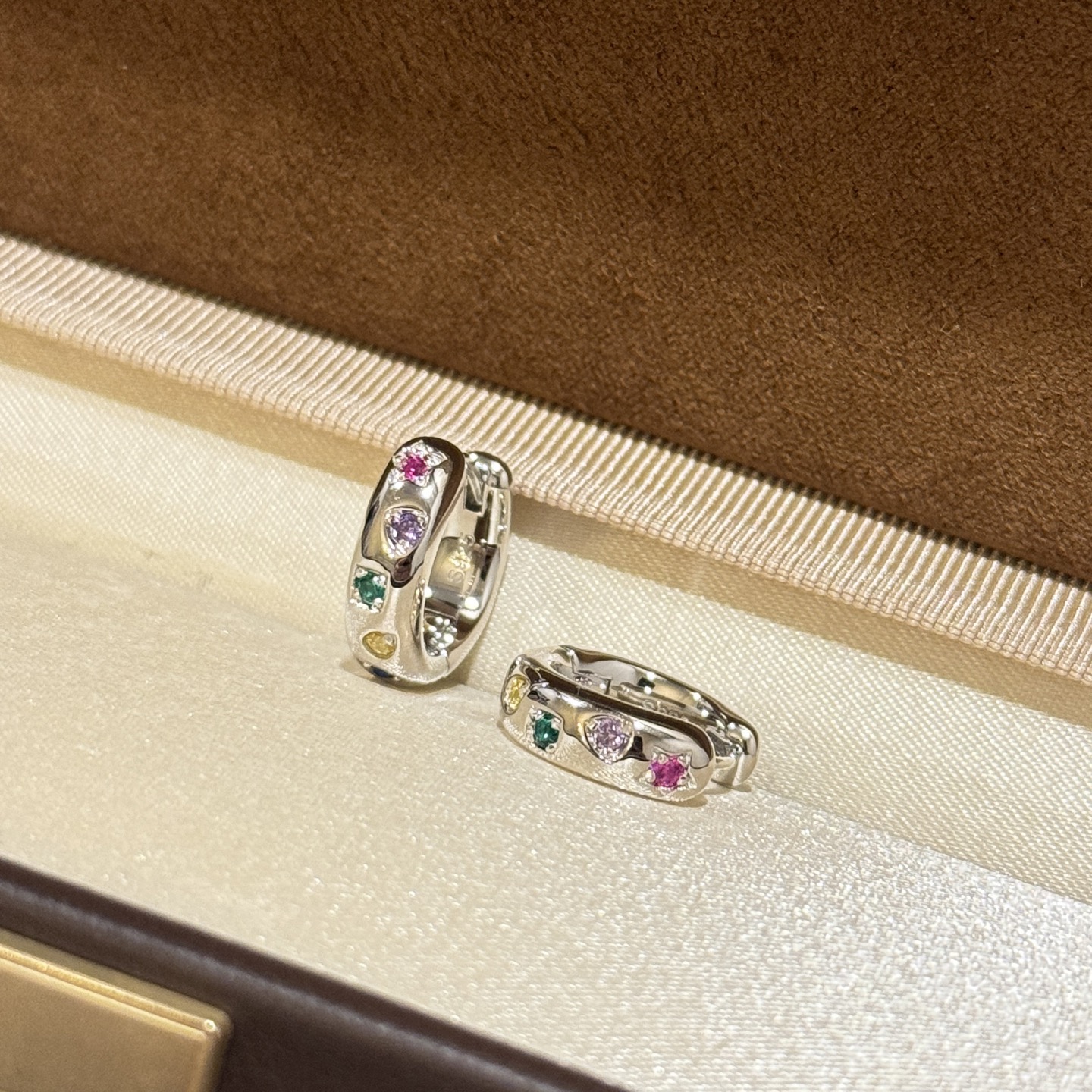 crater color treasure earrings, which are very fashionable and designed - Jewelry 8