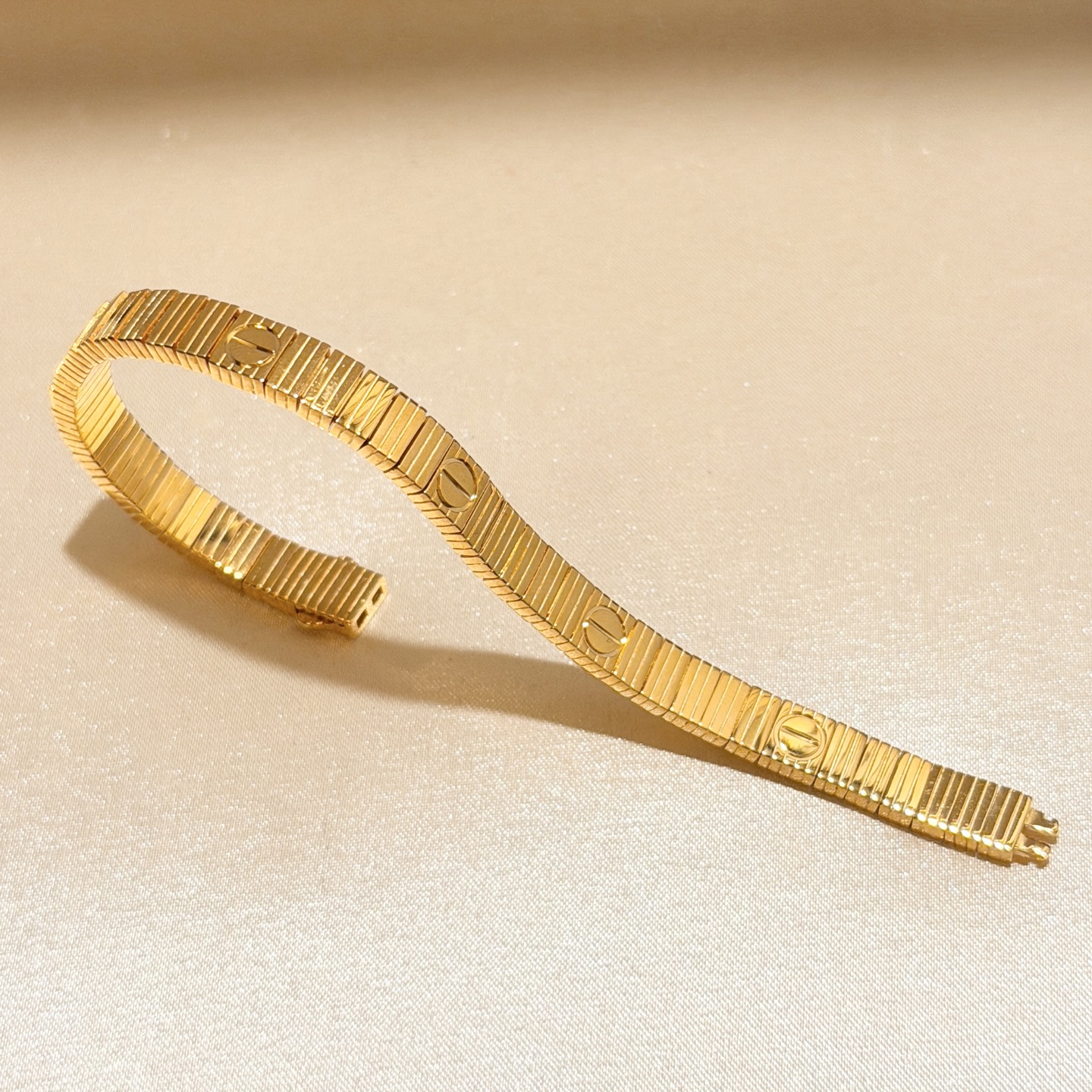 Браслет 490 A6903