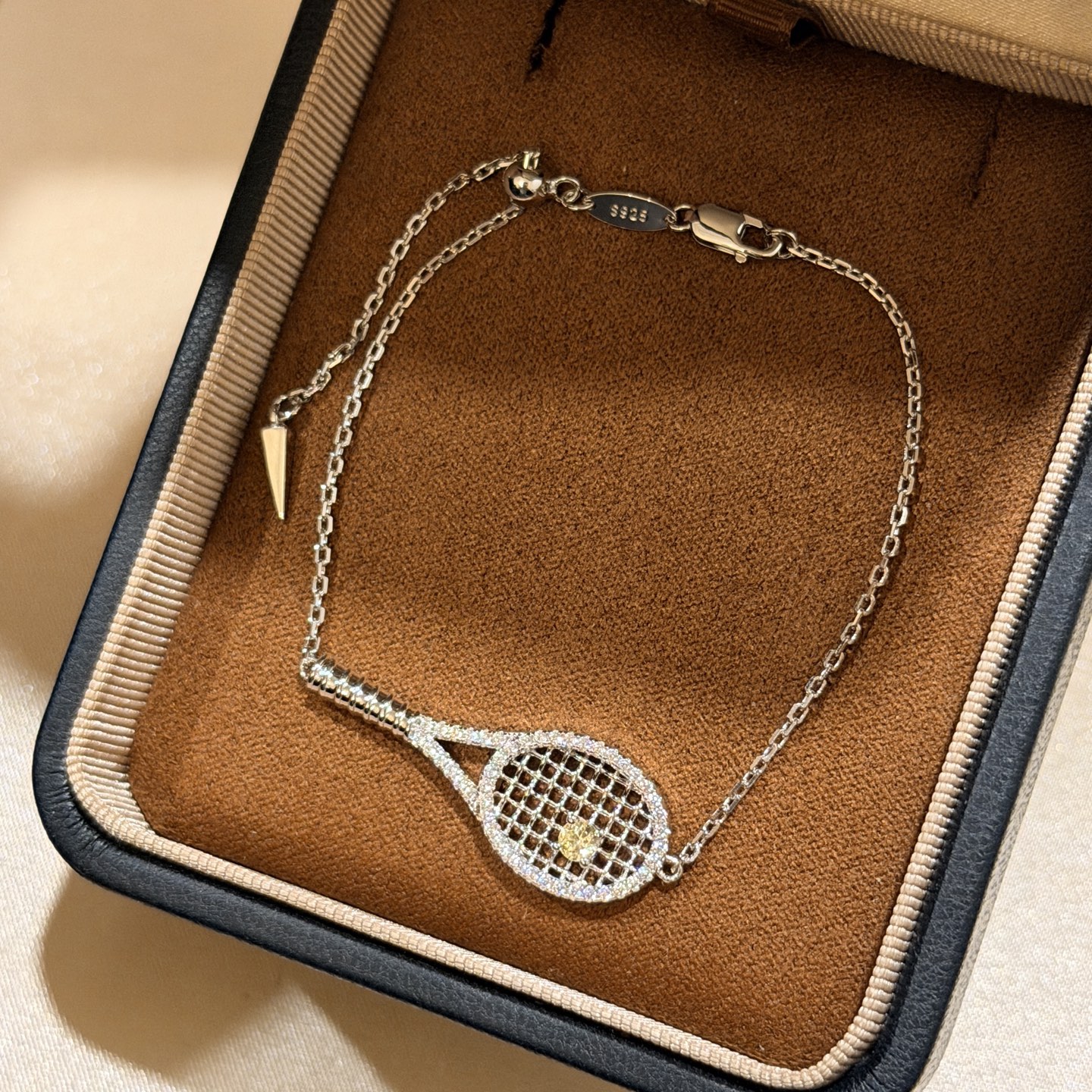 Hermès A7126 独立设计师款 火爆中古风 黄钻 网球拍 镂空手链 项链 个性十足 运动达人 款 高端定制925纯银微镶 工艺 18K镀金 达人 一族 单品 上身超 电镀厚积 铂金色 纯银手链