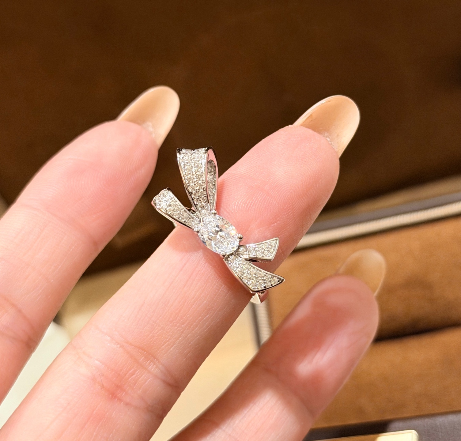 A7134   👑 Brand new high-end jewelry bow pigeon egg oval diamond ring - Jewelry 4