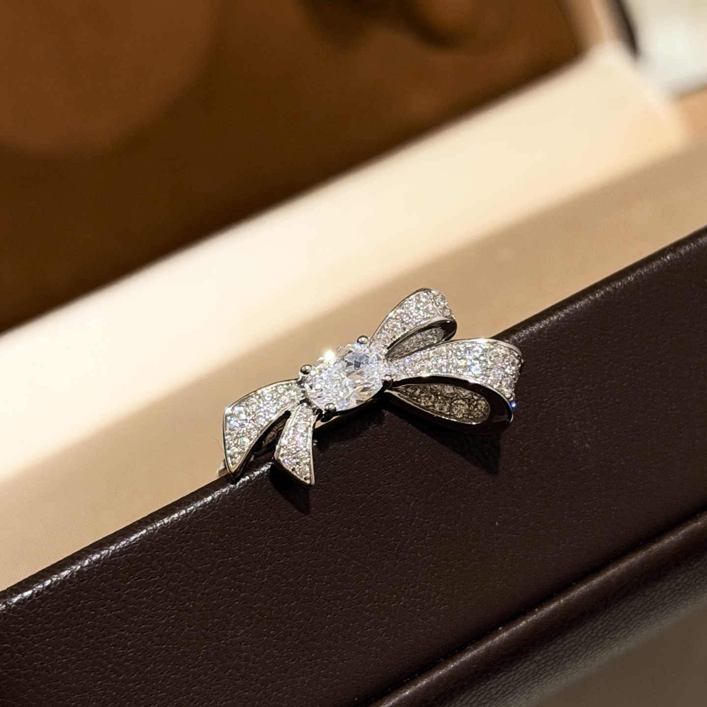 A7134   👑 Brand new high-end jewelry bow pigeon egg oval diamond ring - Jewelry 5