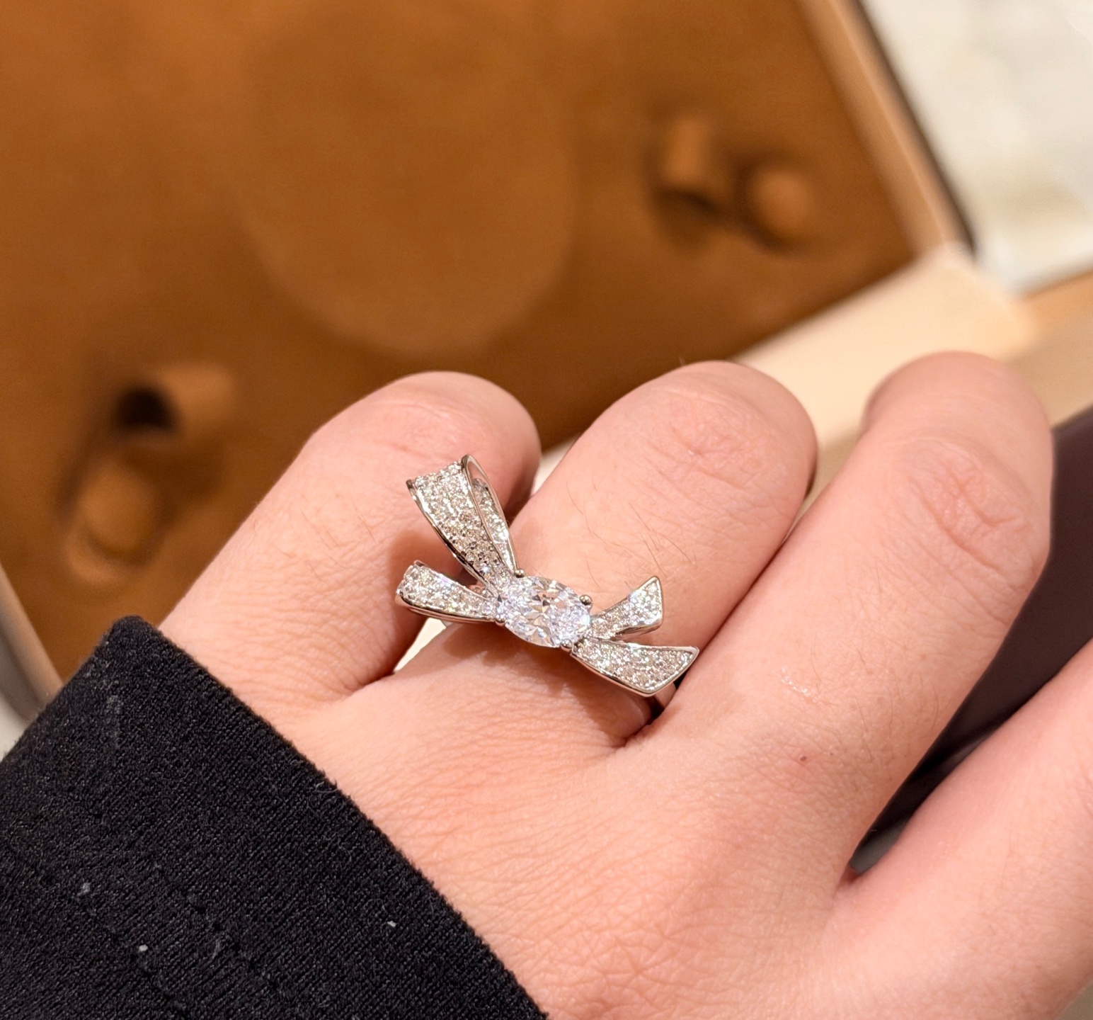 A7134   👑 Brand new high-end jewelry bow pigeon egg oval diamond ring - Jewelry 8