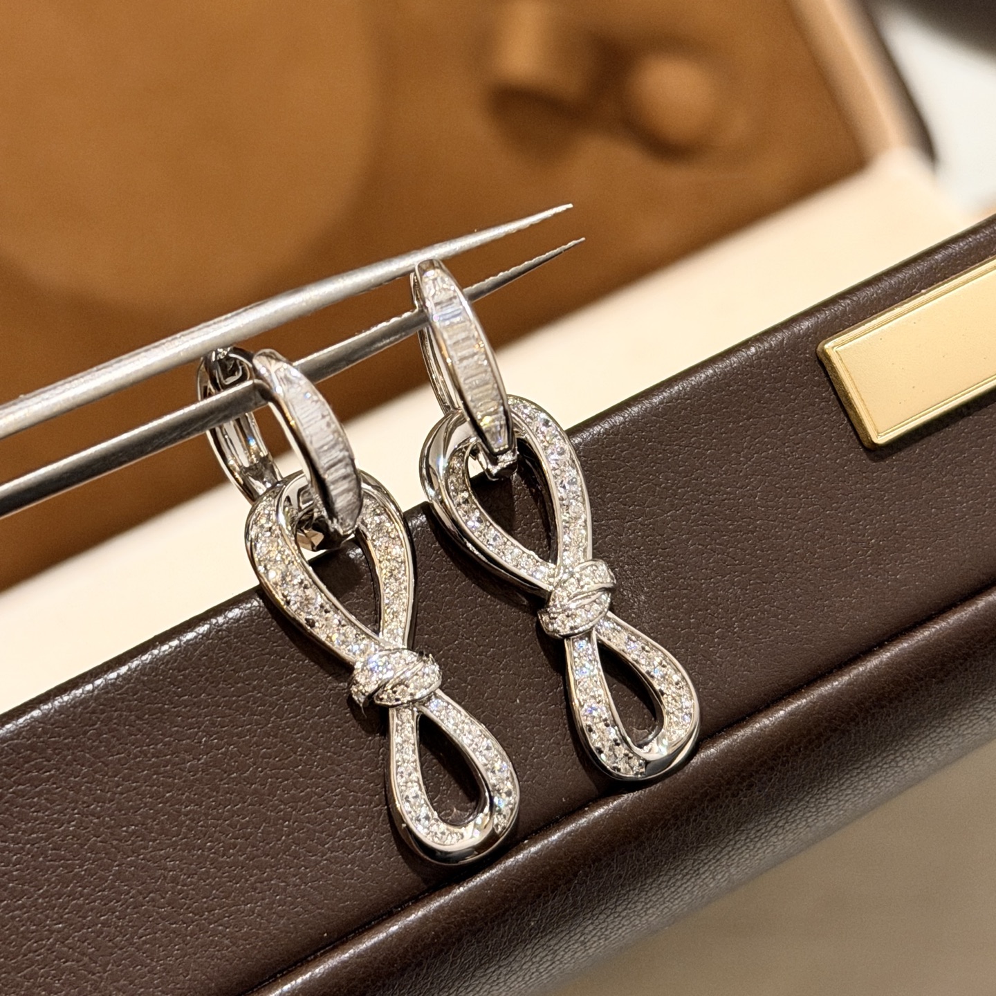 Hermès 新款 格拉芙 珠宝 蝴蝶结 8字