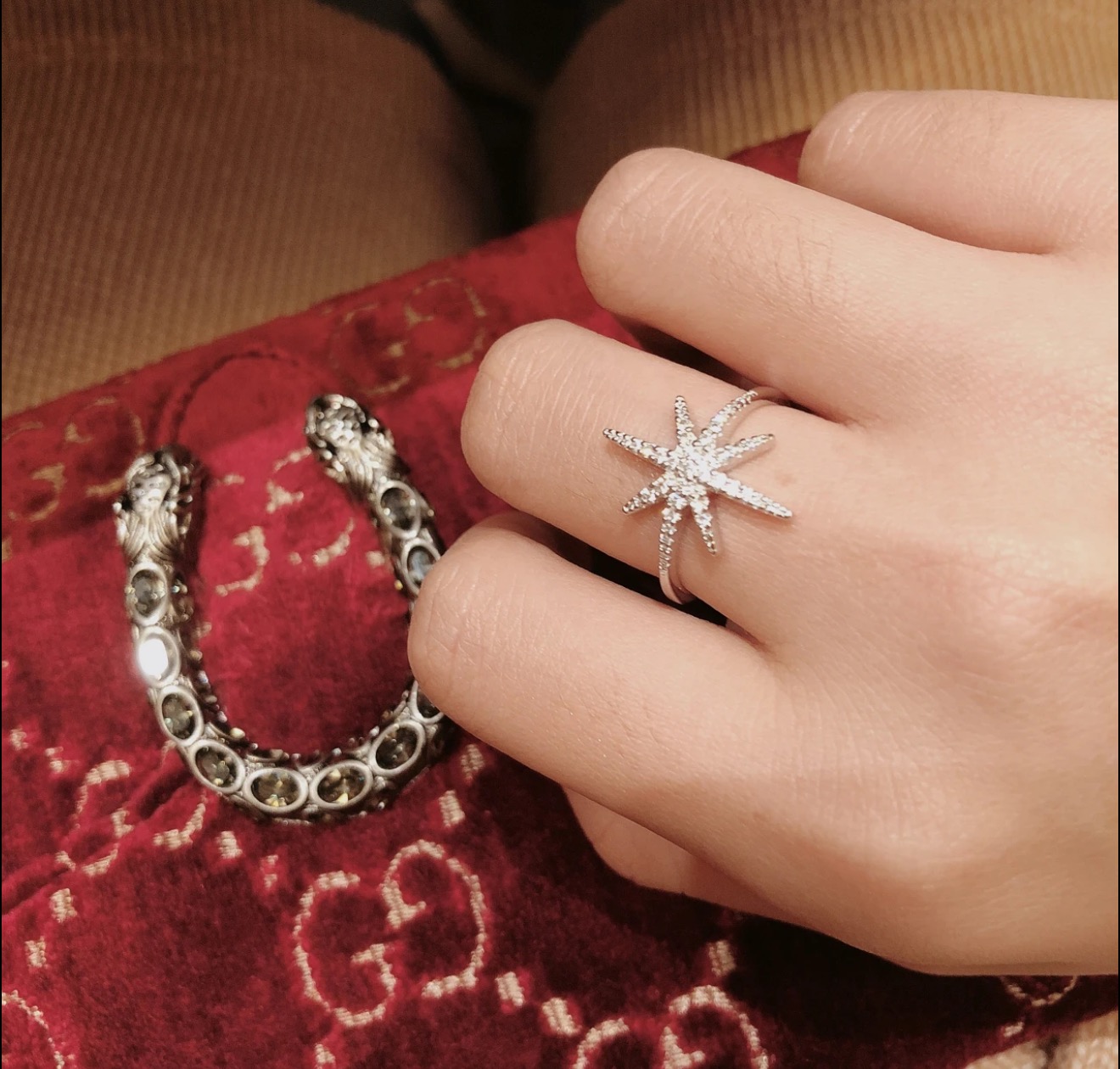 Hermès A7177 Monaco 流星系列 八芒星 米字 满钻 戒指 星星 最火爆 上手超美的 精选 进口s925纯银材质电镀厚金 一致纯银材质 678码齐 铂金色 纯银戒指