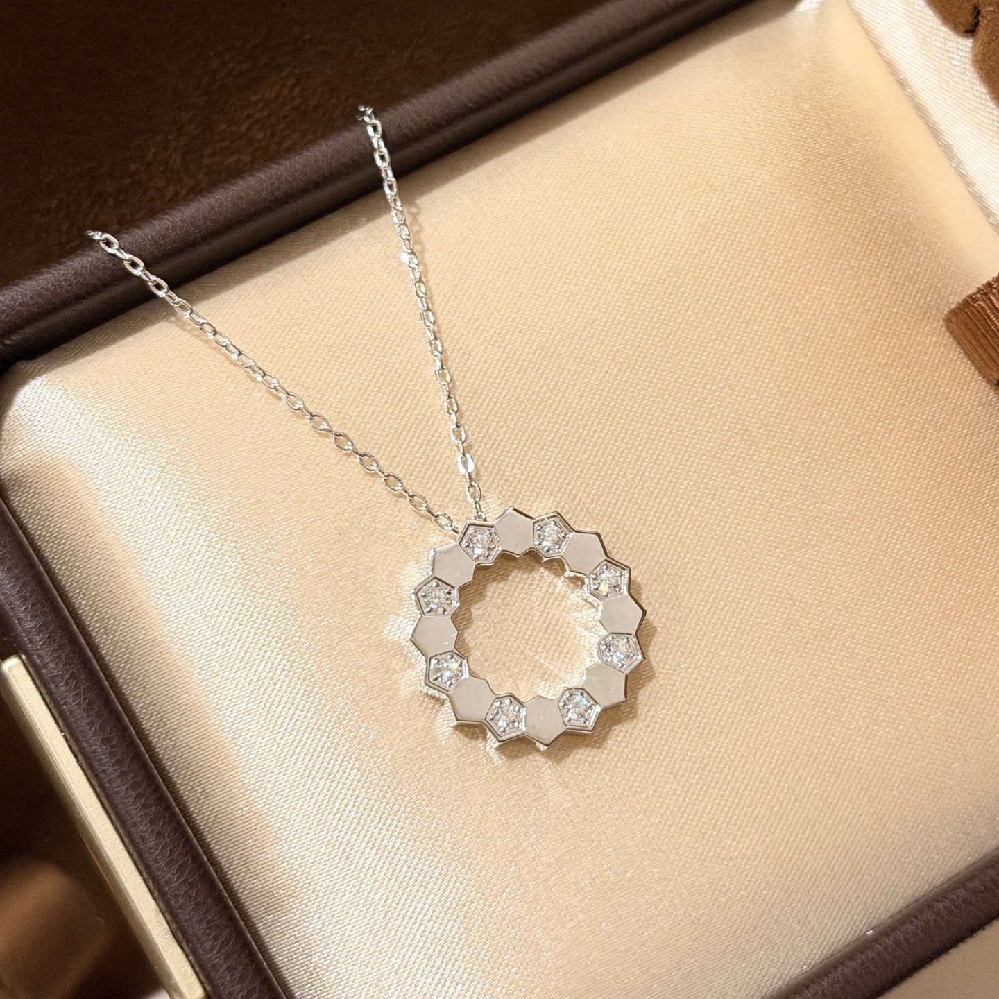 Chanel Haute Joaillerie Fine Jewelry Earrings Necklace Ring Ref 7