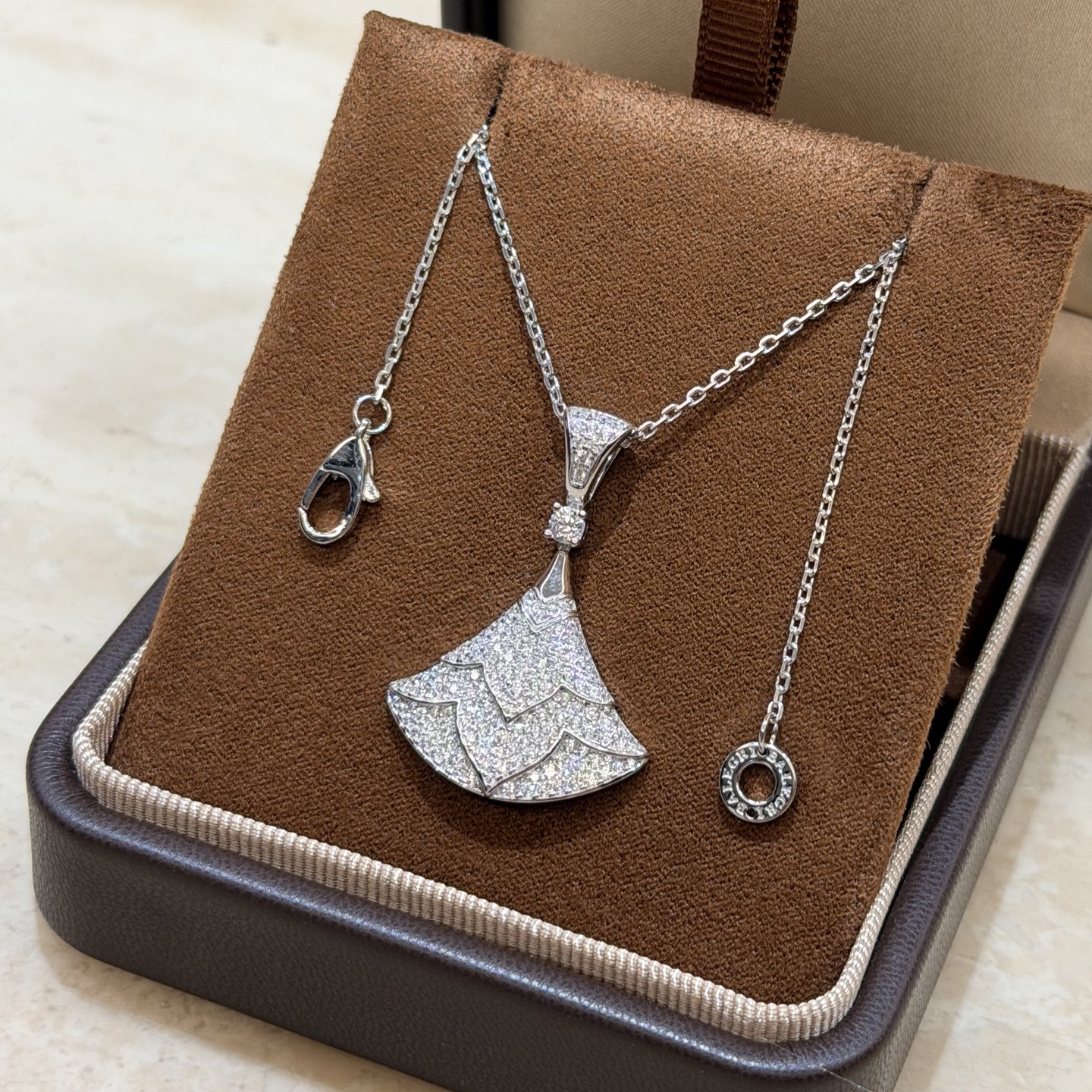 Bottega Veneta Haute Joaillerie Fine Jewelry Earrings Necklace Ring Ref 9