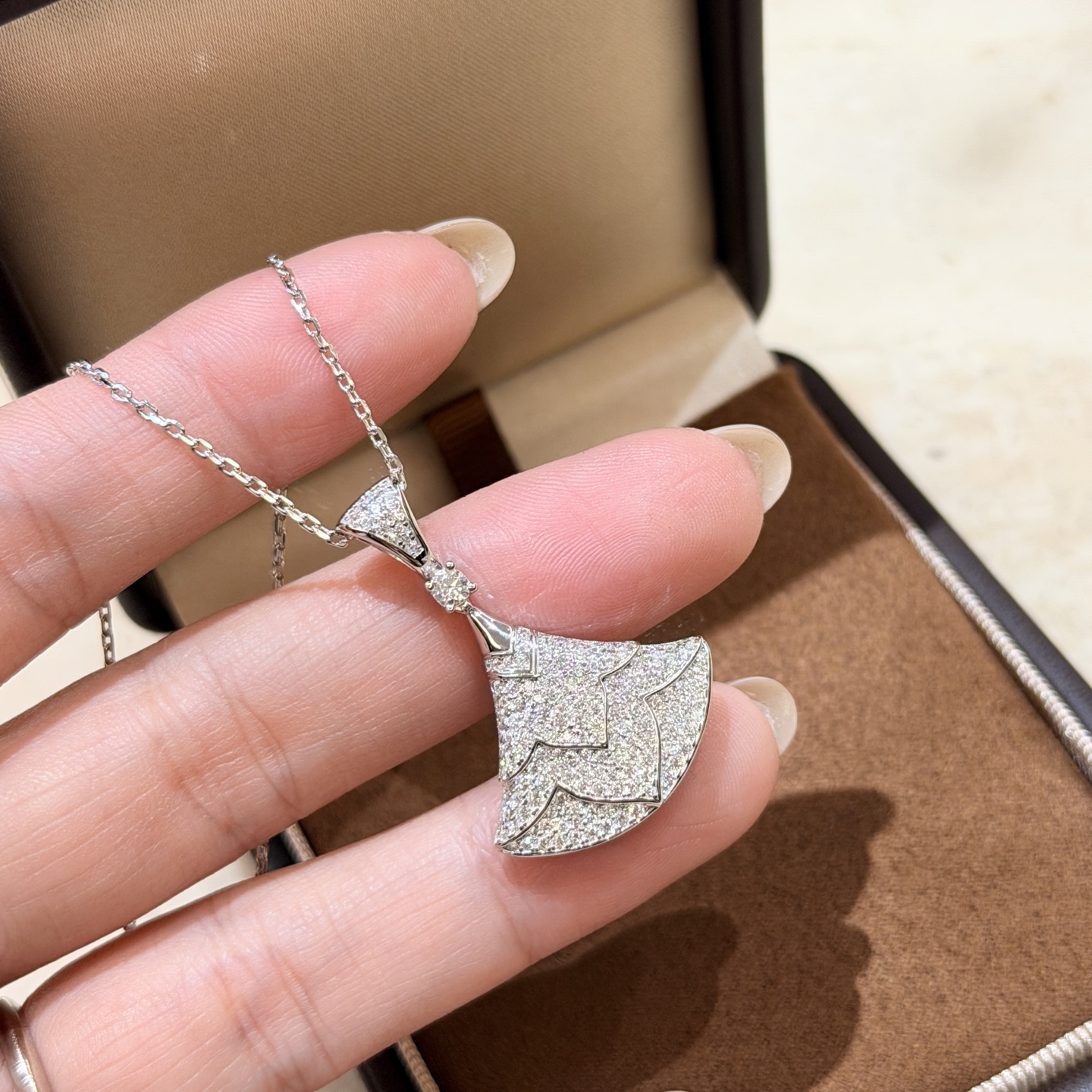 Bottega Veneta Haute Joaillerie Fine Jewelry Earrings Necklace Ring Ref 4