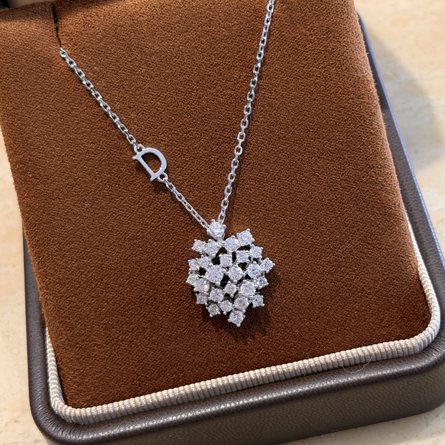 Chanel Haute Joaillerie Fine Jewelry Earrings Necklace Ring Ref.3AE96994 9