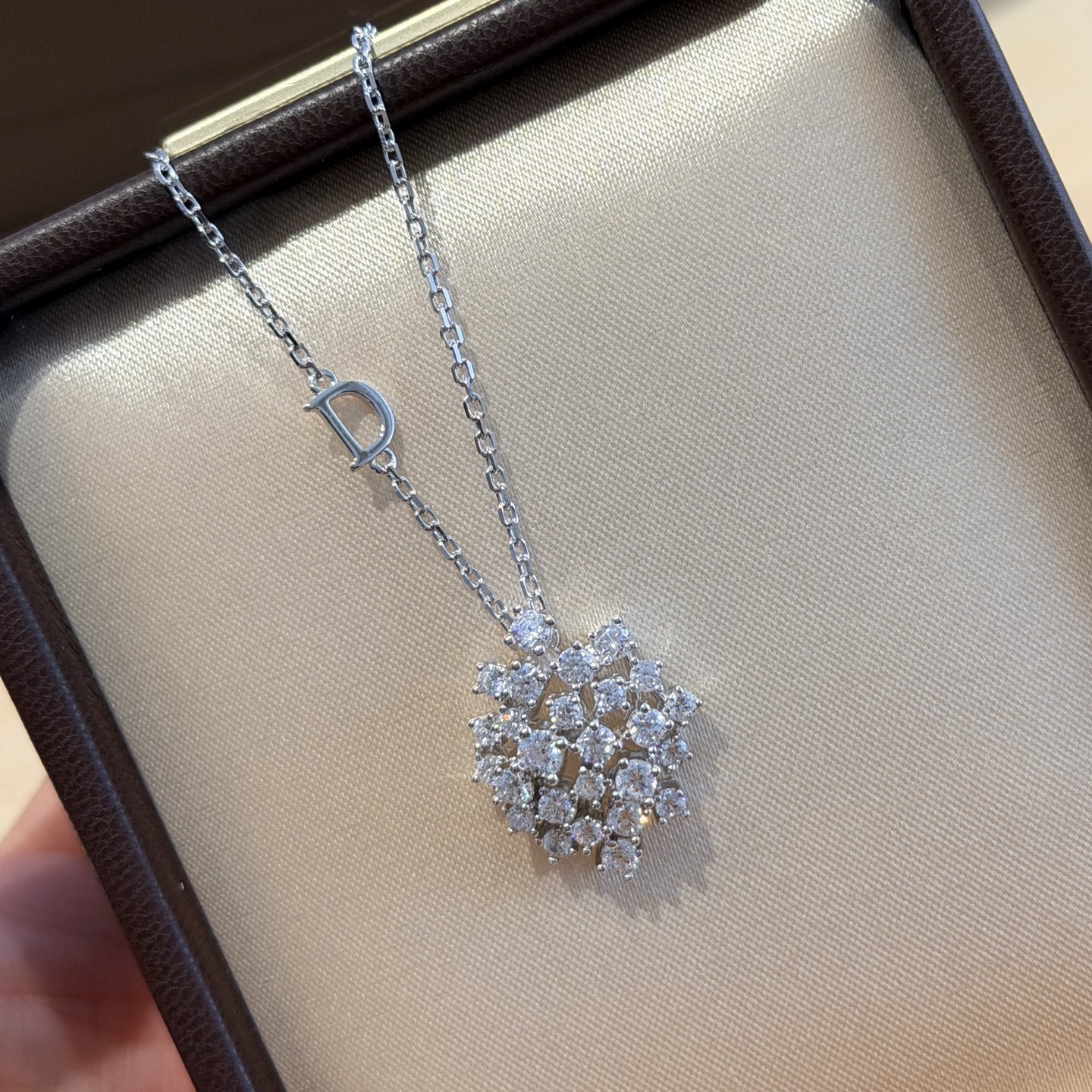 Chanel Haute Joaillerie Fine Jewelry Earrings Necklace Ring Ref.3AE96994 8