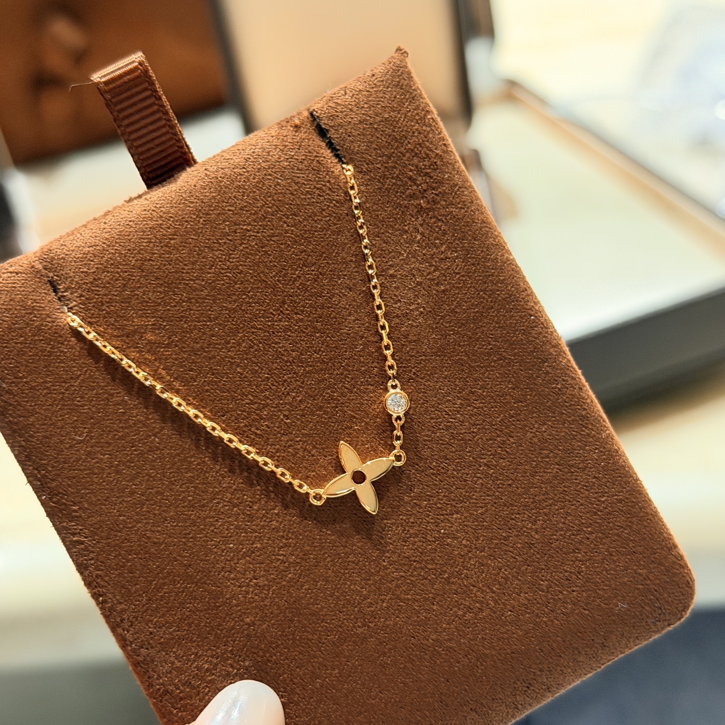 A4754 👄 Classic donkey brand, simple and versatile, single diamond, four-leaf clover necklace. High-end custom S925 st…