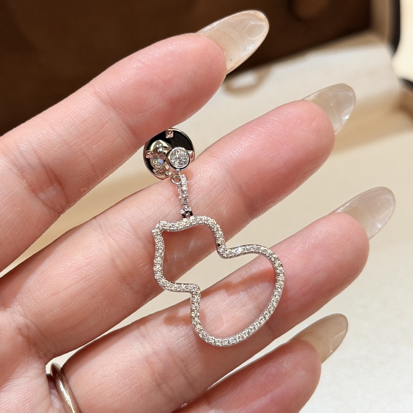 Hermès A7450 Wulu葫芦系列 满钻 镂空葫芦 胸针 葫芦谐音＂福禄＂寓意有福 美到哭 简直毫无抵抗力 超精工 高端进口S925纯银材质 电镀厚金 爆了 铂金 纯银胸针