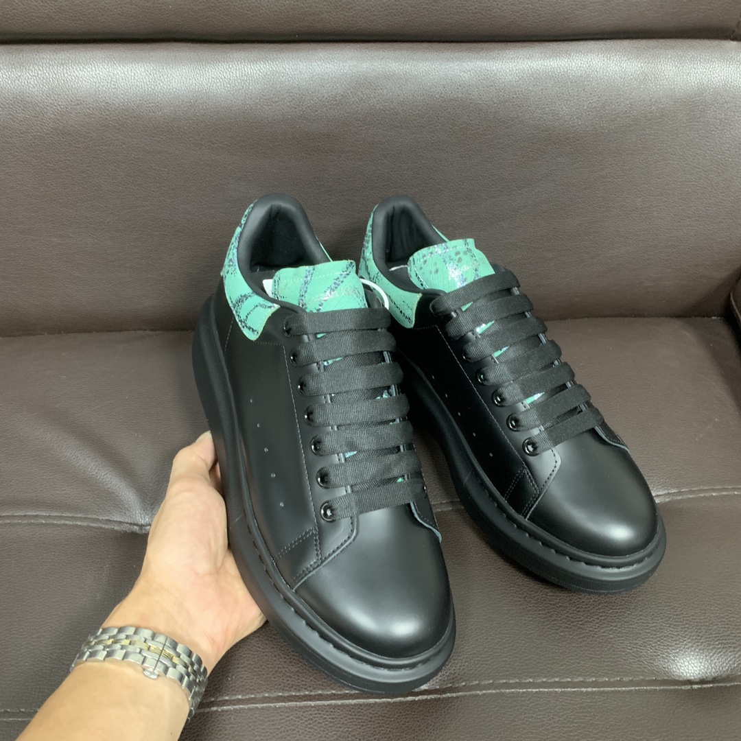 NO:419171,Professional McQueen factory. Top version. Couple model Alexander McQueen high version has been upgraded to the highest quality McQueen spring, summer, autumn and winter top version Purchase level I sincerely recruit online and offline agents nationwide to join Fabric imported from Italy original material. Texture, waterproof and color-proof, inner A-grade Italian imported inner lining, dirty, sweat-absorbing, breathable, comfortable, footbed: Top version imported Italian super soft cow lily, outsole PU+ counter 1:1 original white box of shoe box. Plus white flip cover double layer protection, cloth bag, handbag, certificate of conformity 1:1 open mold 4 piece set. Distribution of shoelaces. Shoe laces can be selected at any color of this factory. Size 34-41. Male 38-46 Special note (women's size 34. 40.41, male 38  .45.46 is customized, no return or exchange) win-win cooperation, casual shoes/sports shoes, alexander mcqueen, sneakers19860909专业麦昆工厂.顶级版本.情侣款 Alexander McQUEEN高版本再次升级为最高品质 麦昆 春夏秋冬 顶级版本 代购级别 诚招全国线上线下代理商加盟 面料意大利进口原订材料.质感 抗水擦不变色 内里 A级意大利进口内里耐脏.吸汗.透气.舒适 垫脚: 顶级版进口意大利超软牛里皮 大底PU+专柜1:1 鞋盒原版白盒. 外加白翻盖合双层保护.布袋.手提袋.合格证1:1开模4件套.配送鞋带一双. 鞋带可以任意选本工厂的所有颜色一双 码数女34-41.男38-46 特别备注（女码34. 40 .41,男码38 .45.46属定制,不.退.换）合作共赢,休闲鞋/运动鞋,alexander mcqueen,sneakers,Women's Shoes