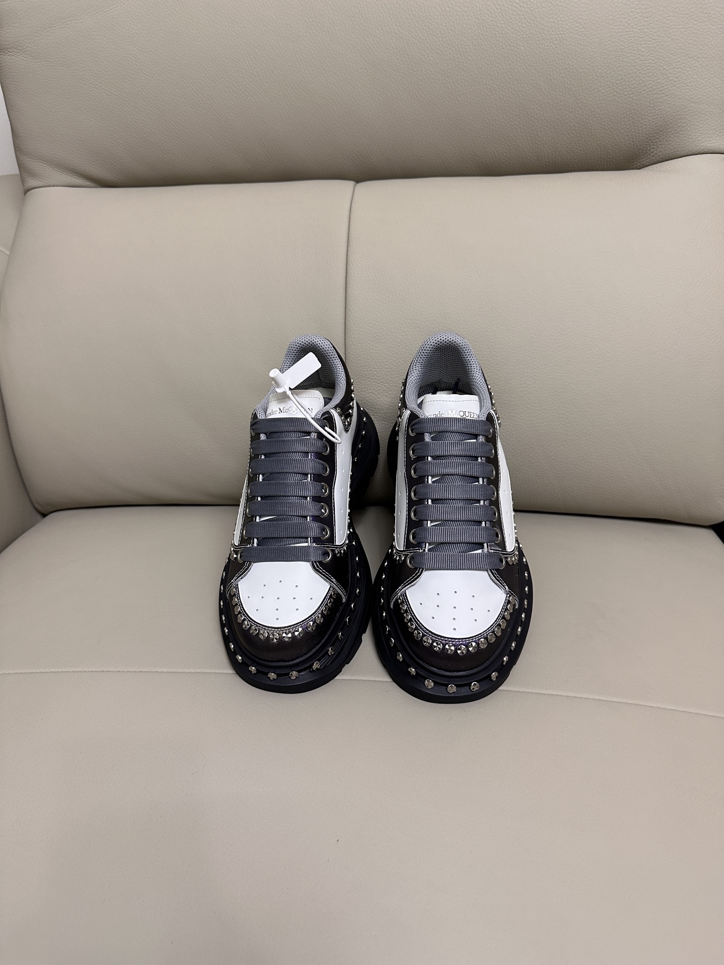 Alexander McQueen Women's Shoes Professional McQueen factory. Top version. Couple style — photo 7