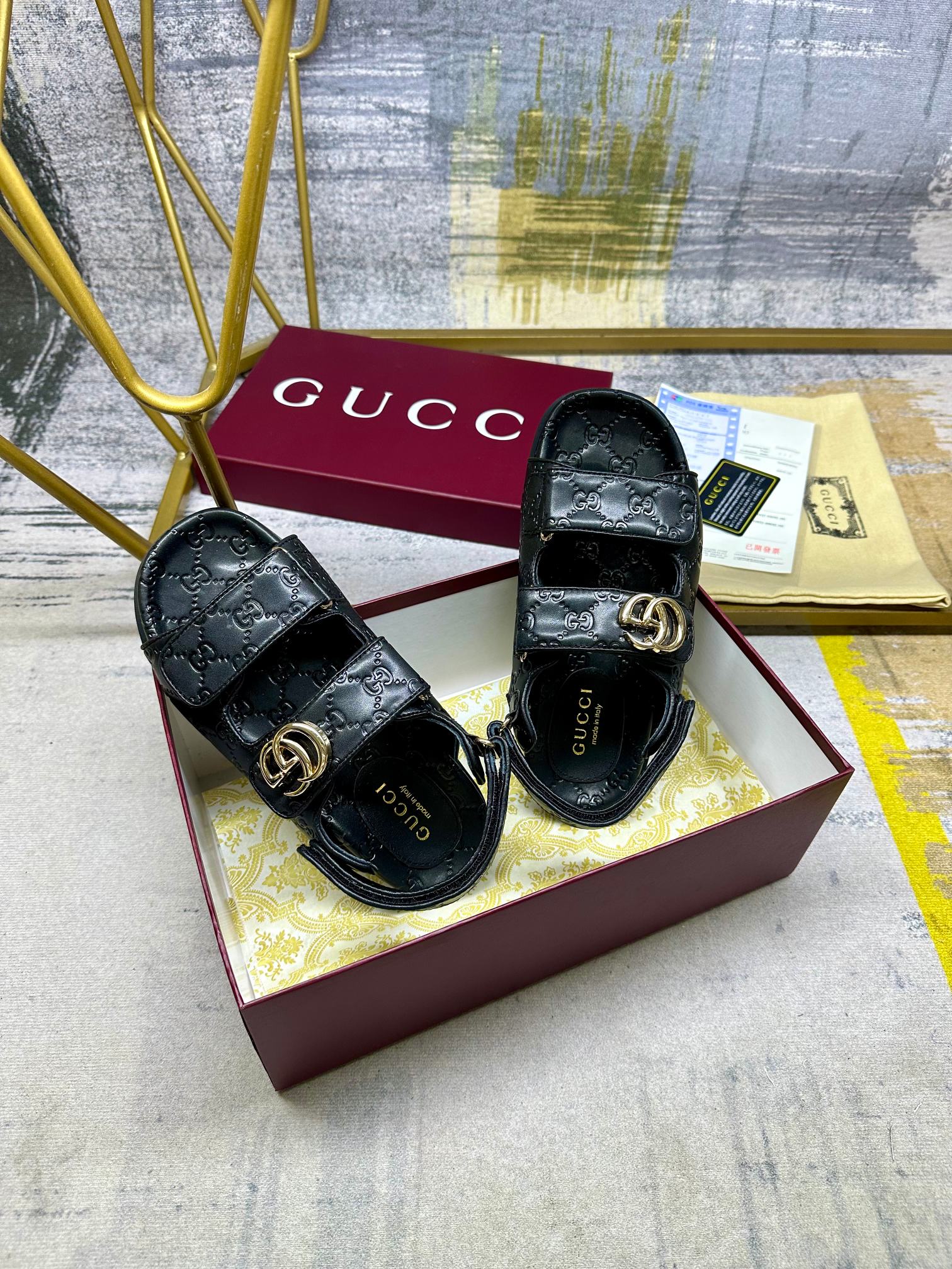 Gucci Leather Sandals with Double G - Iconic Style & Adjustable Straps 6 a1742371866339 2210