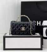 Chanel Sacs À Bandoulière & À Épaule Huile cire cuir 1 Chanel Sacs À Bandoulière & À Épaule Huile cire cuir