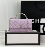 Chanel Sacs À Bandoulière & À Épaule Huile cire cuir 1 Chanel Sacs À Bandoulière & À Épaule Huile cire cuir